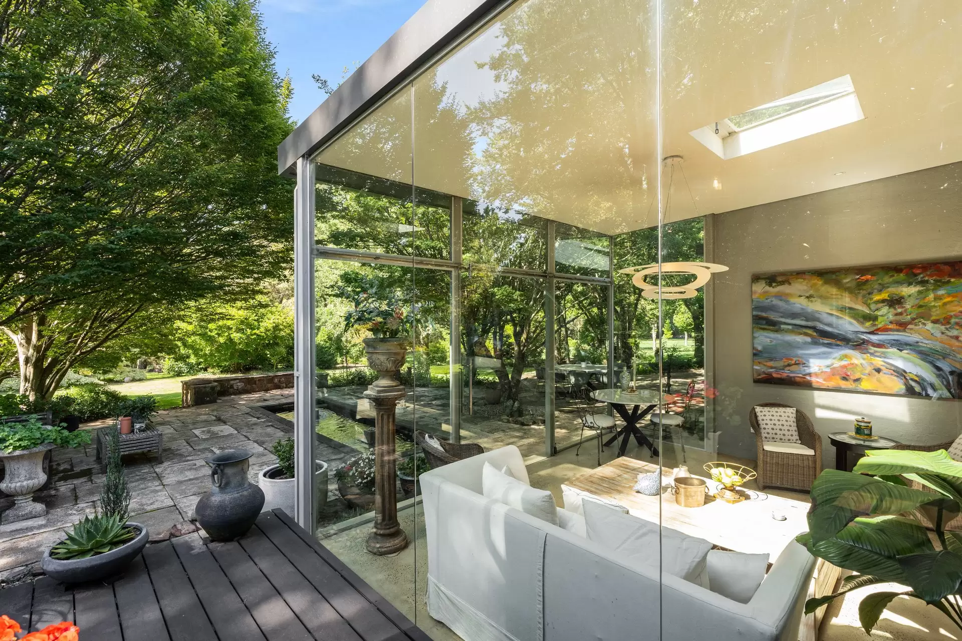 11 Evelyn Avenue, Bundanoon For Sale by Sydney Sotheby's International Realty - image 2