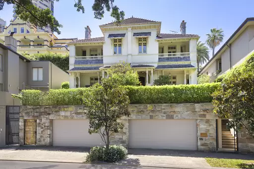 70 & 71 New Beach Road, Darling Point For Sale by Sydney Sotheby's International Realty