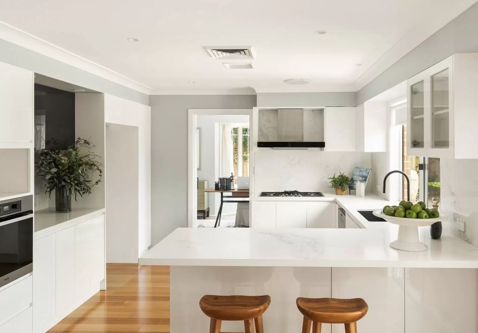 54 Cecil Street, Gordon Sold by Sydney Sotheby's International Realty - image 13
