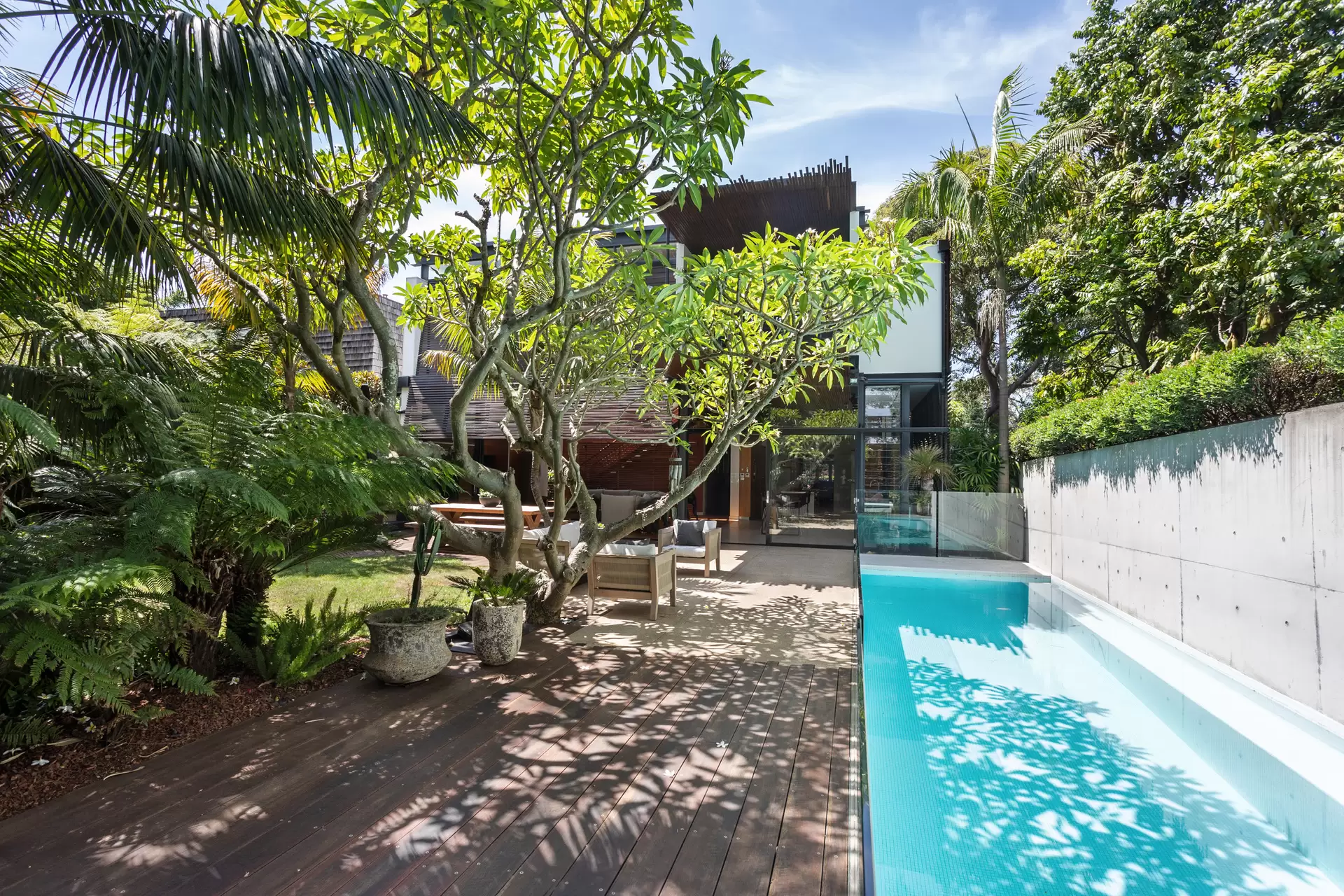 64 Lang Road, Centennial Park Sold by Sydney Sotheby's International Realty - image 2