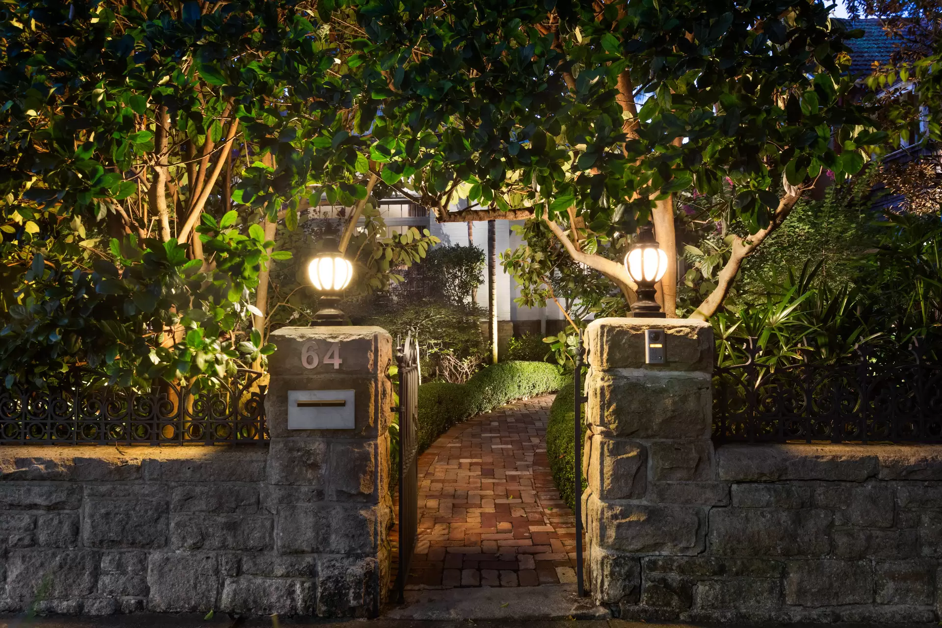 64 Lang Road, Centennial Park Sold by Sydney Sotheby's International Realty - image 30