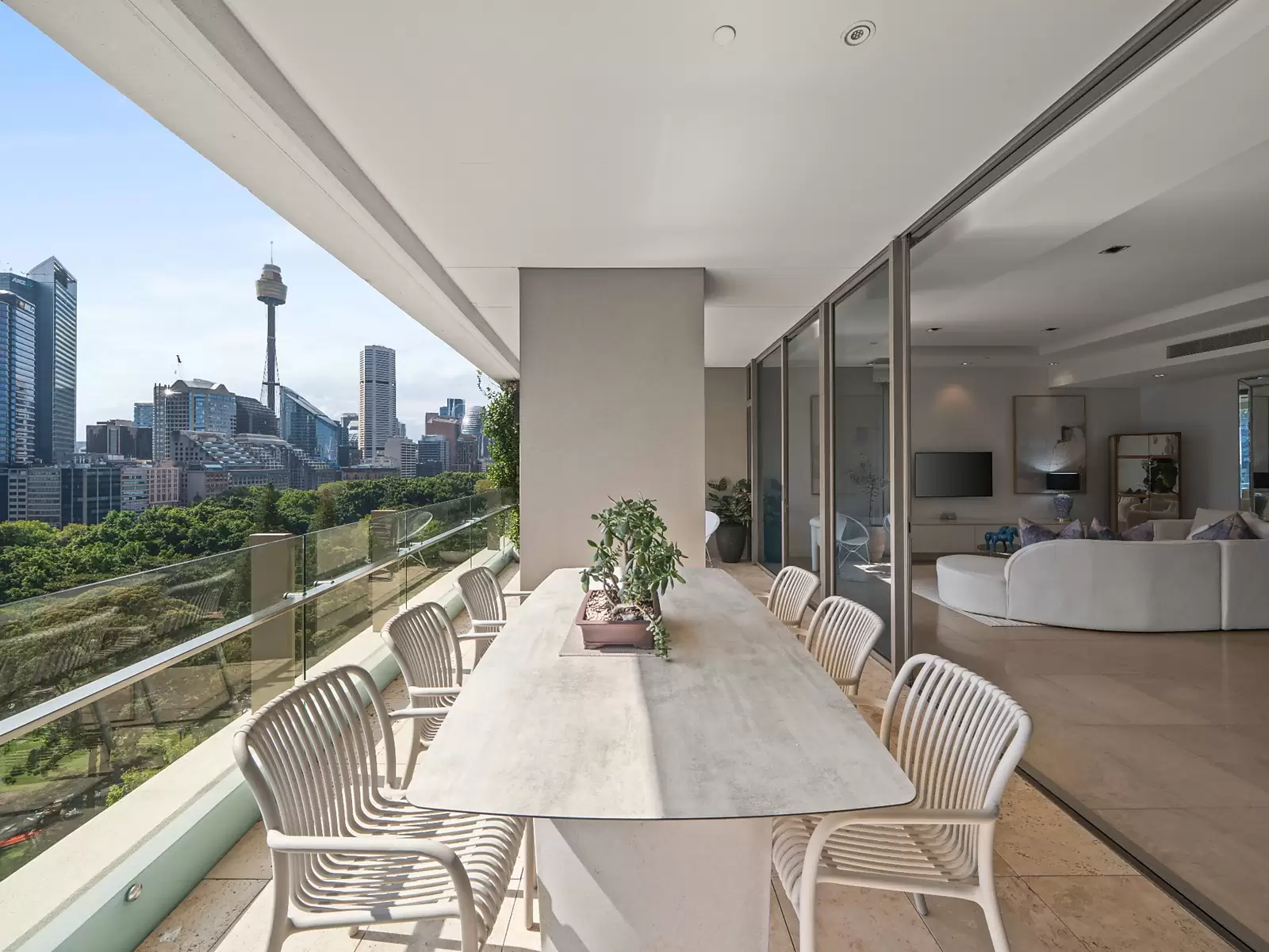 59/18 College Street, Darlinghurst Sold by Sydney Sotheby's International Realty - image 1