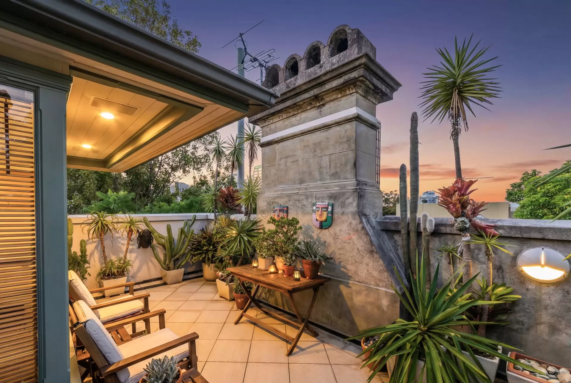 219 Bourke Street, Darlinghurst Sold by Sydney Sotheby's International Realty - image 1