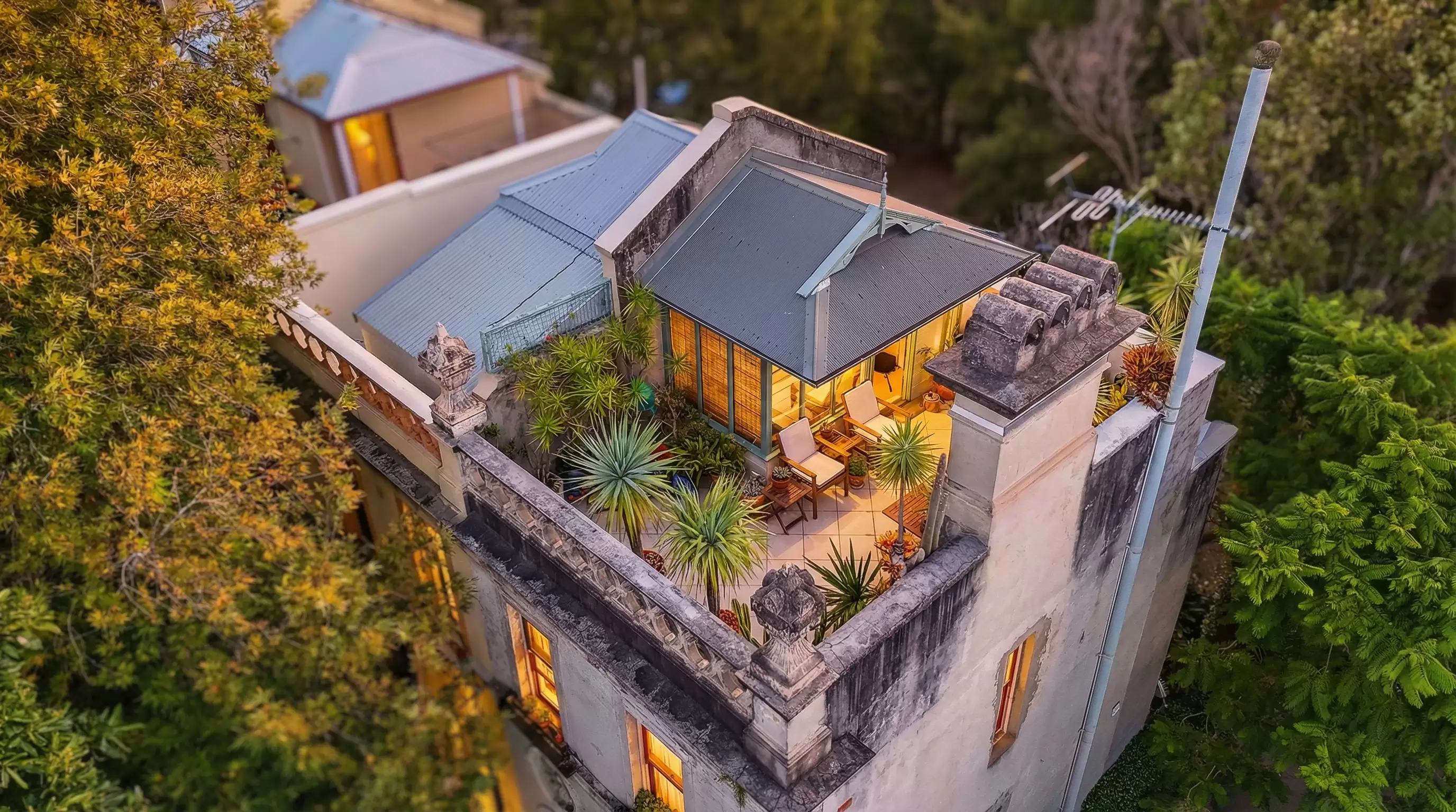 219 Bourke Street, Darlinghurst Sold by Sydney Sotheby's International Realty - image 2