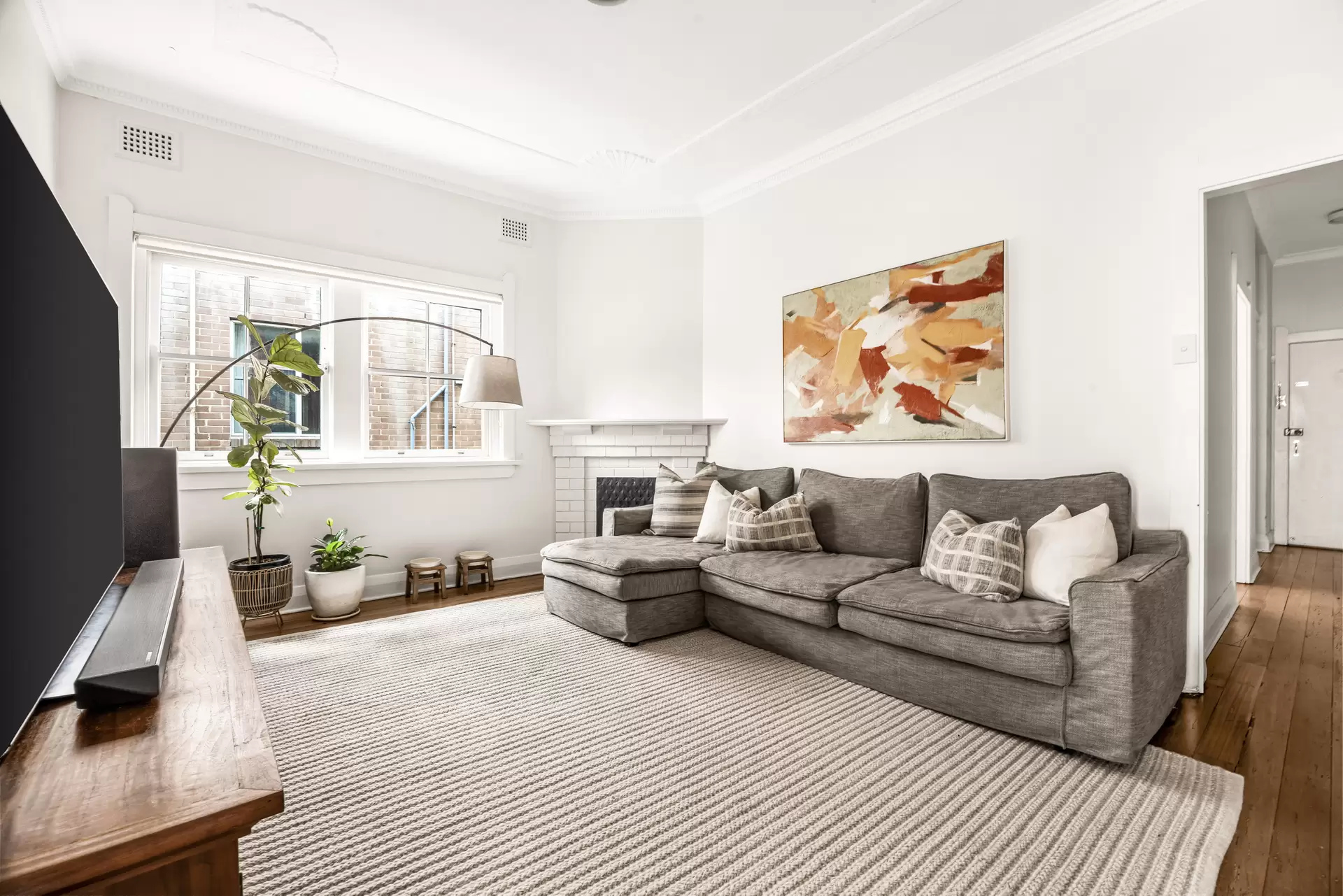4/19 Brighton Boulevard, Bondi Beach Sold by Sydney Sotheby's International Realty - image 1