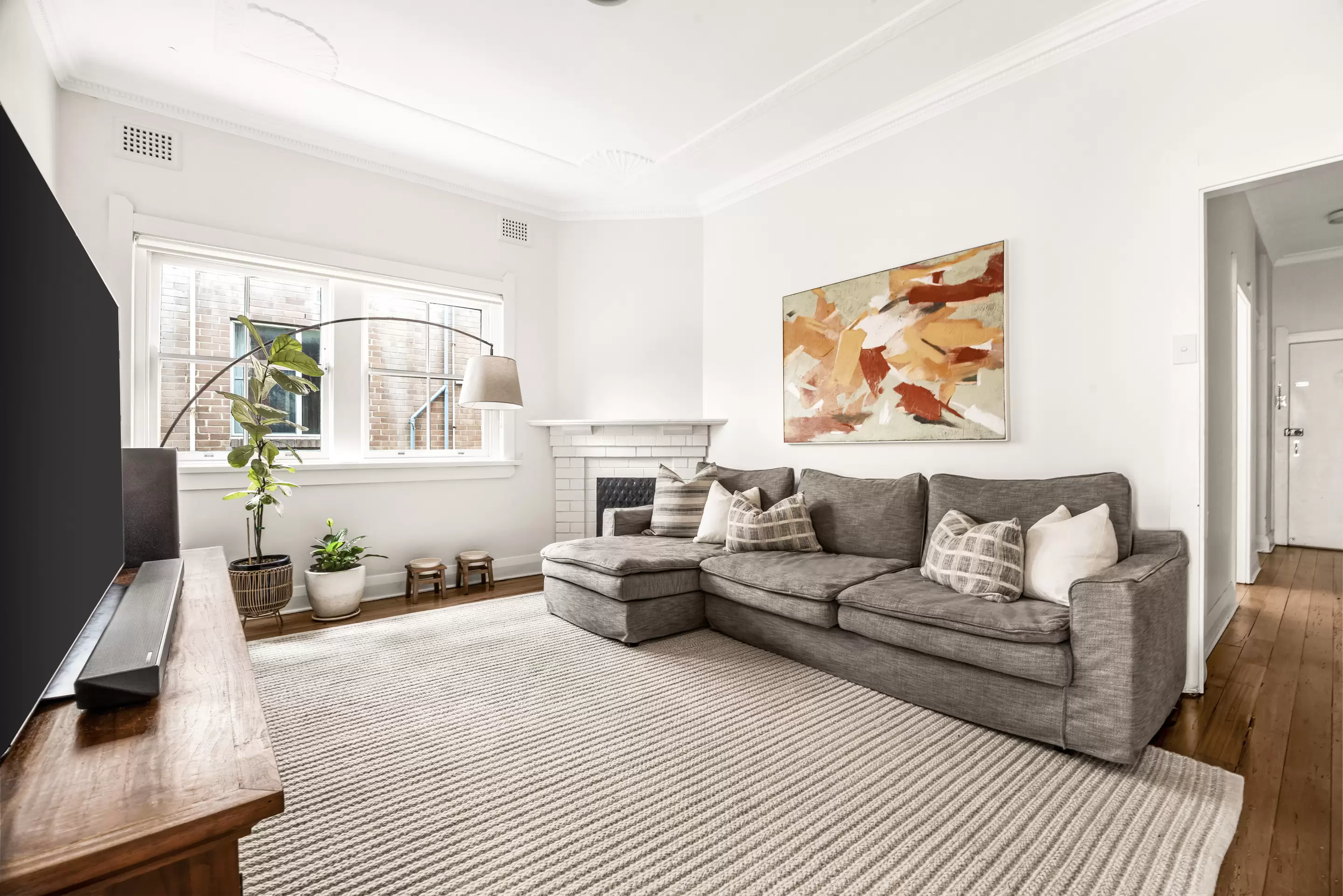 4/19 Brighton Boulevard, Bondi Beach Sold by Sydney Sotheby's International Realty - image 1