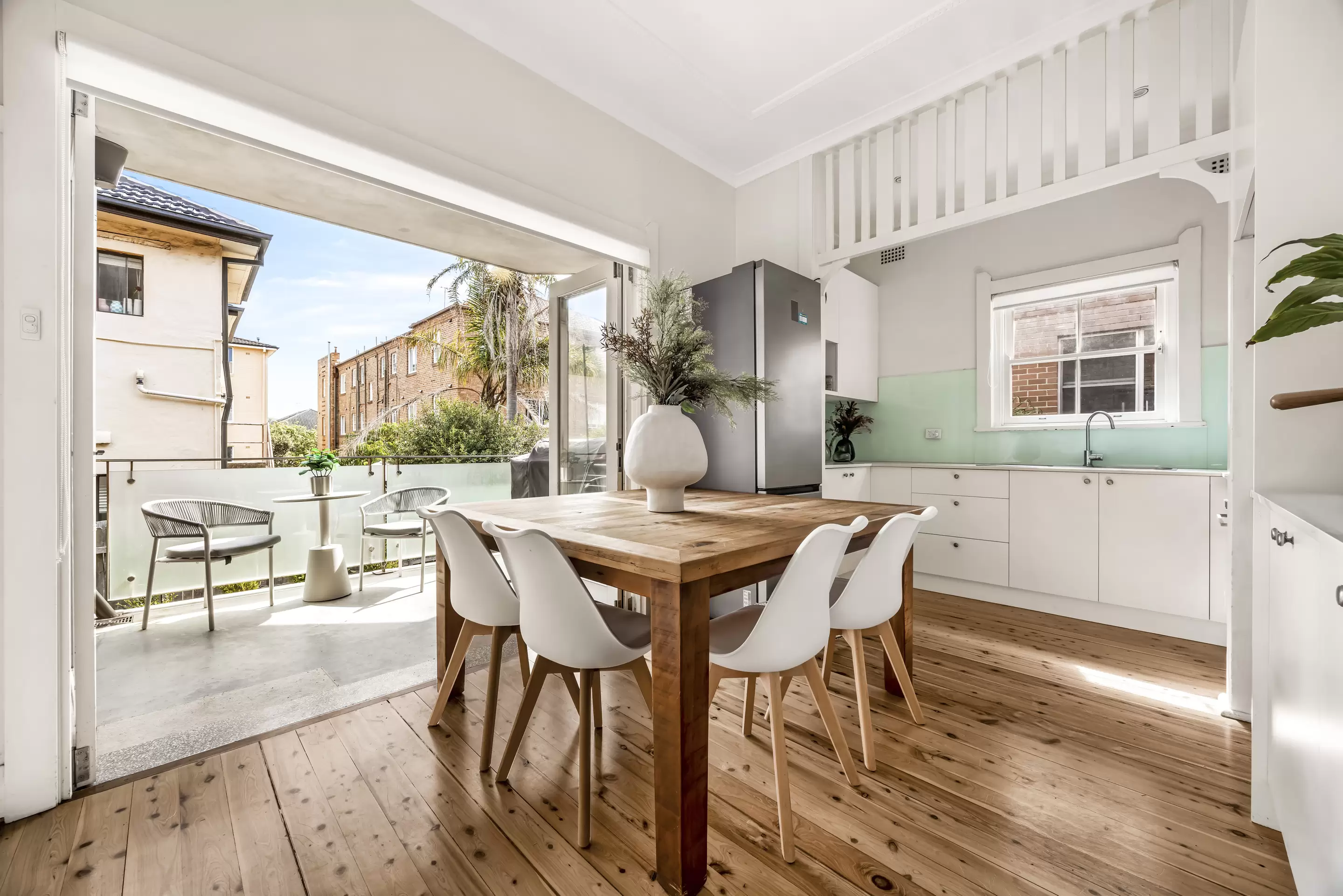 4/19 Brighton Boulevard, Bondi Beach Sold by Sydney Sotheby's International Realty - image 2