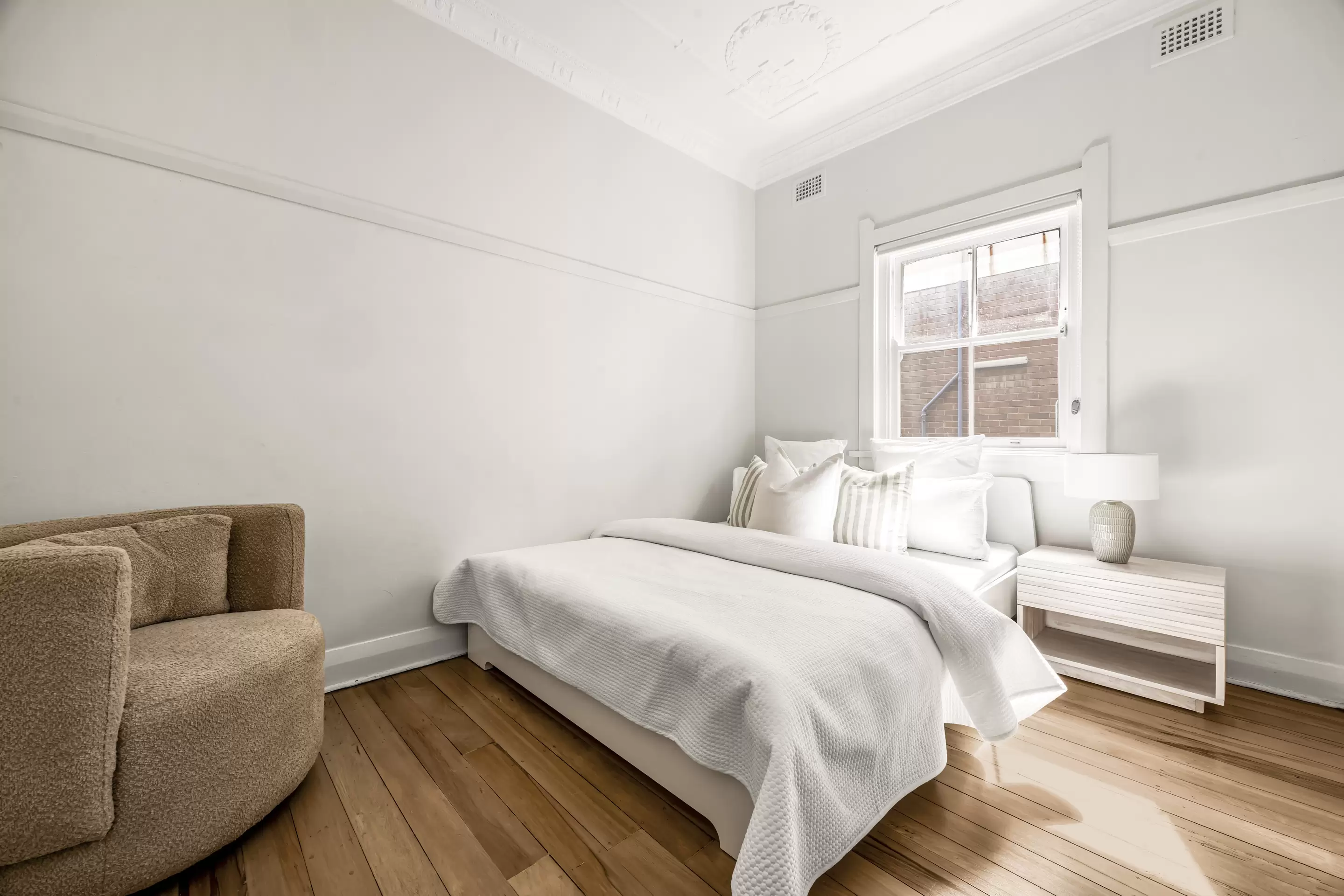 4/19 Brighton Boulevard, Bondi Beach Sold by Sydney Sotheby's International Realty - image 3