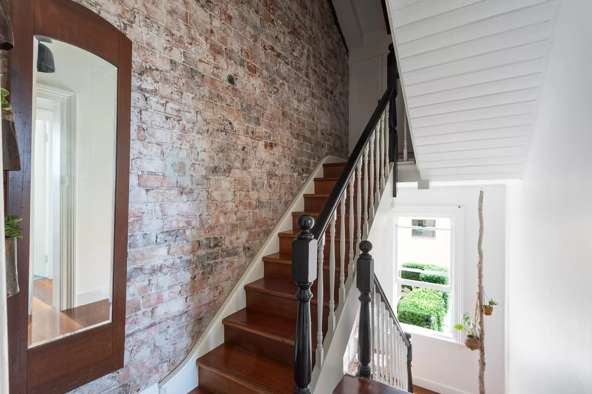 61 Victoria Street, Potts Point Sold by Sydney Sotheby's International Realty - image 1