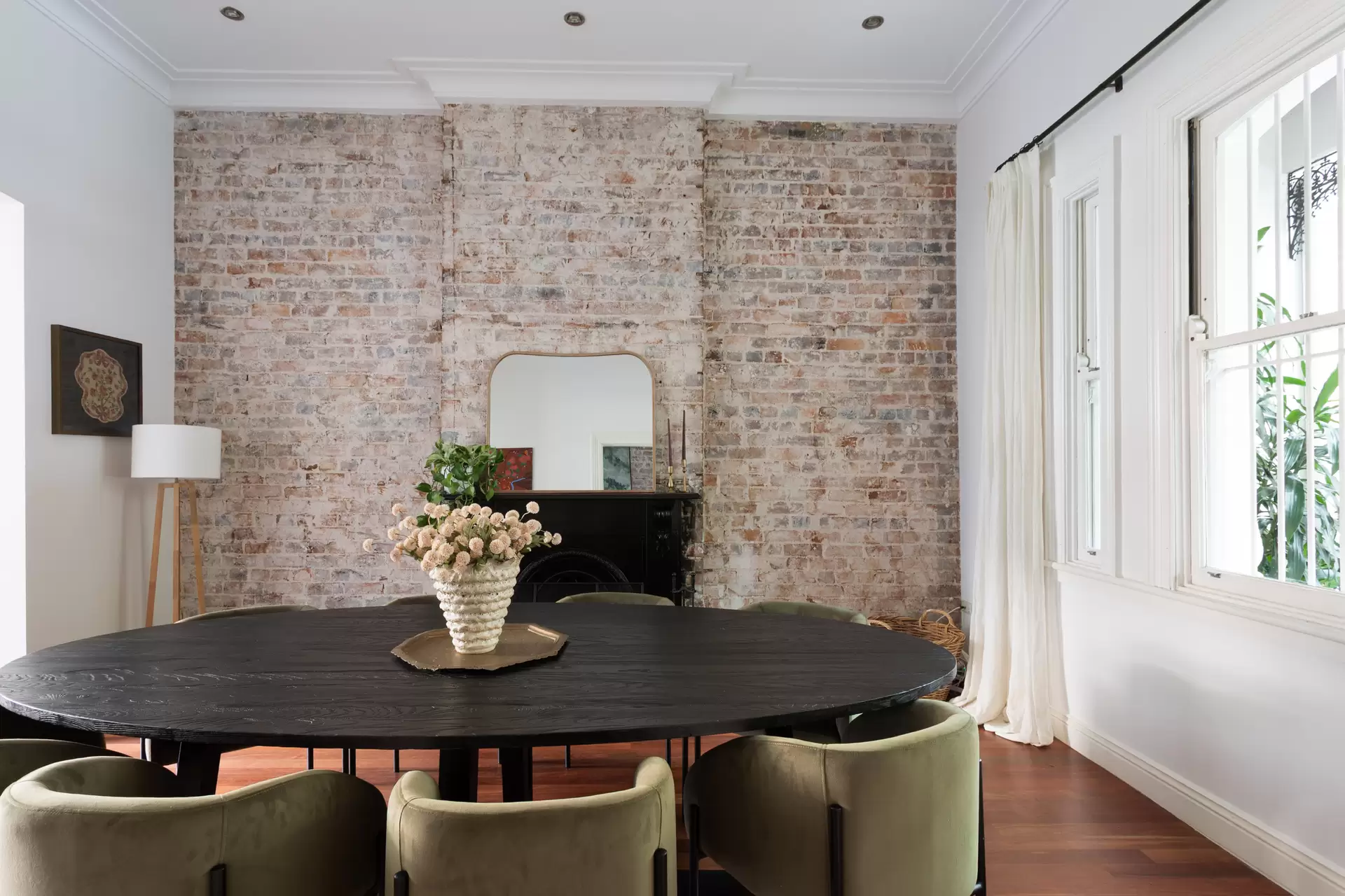 61 Victoria Street, Potts Point Sold by Sydney Sotheby's International Realty - image 1