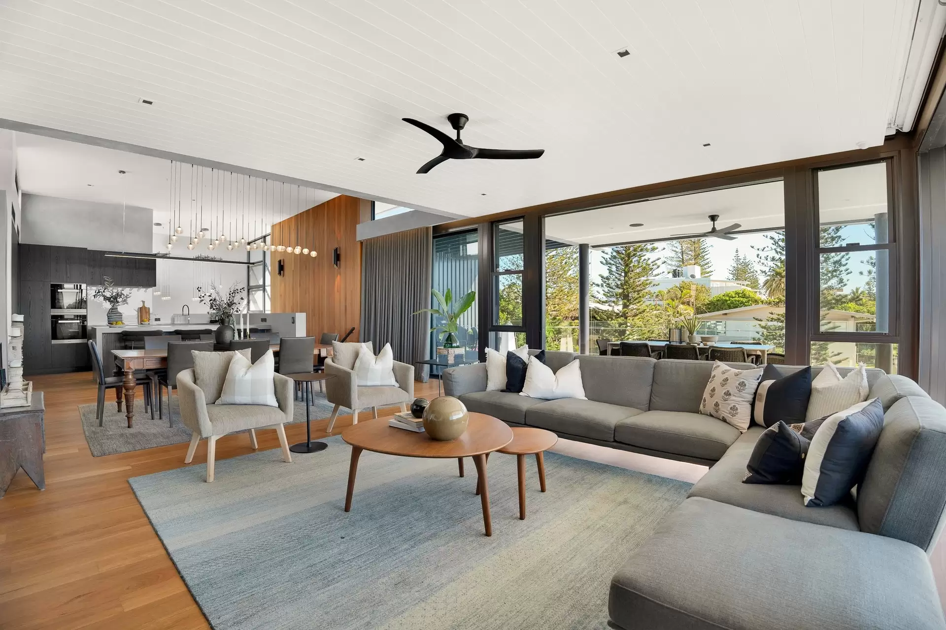 8 Palm Avenue, Cabarita Beach For Sale by Sydney Sotheby's International Realty - image 11