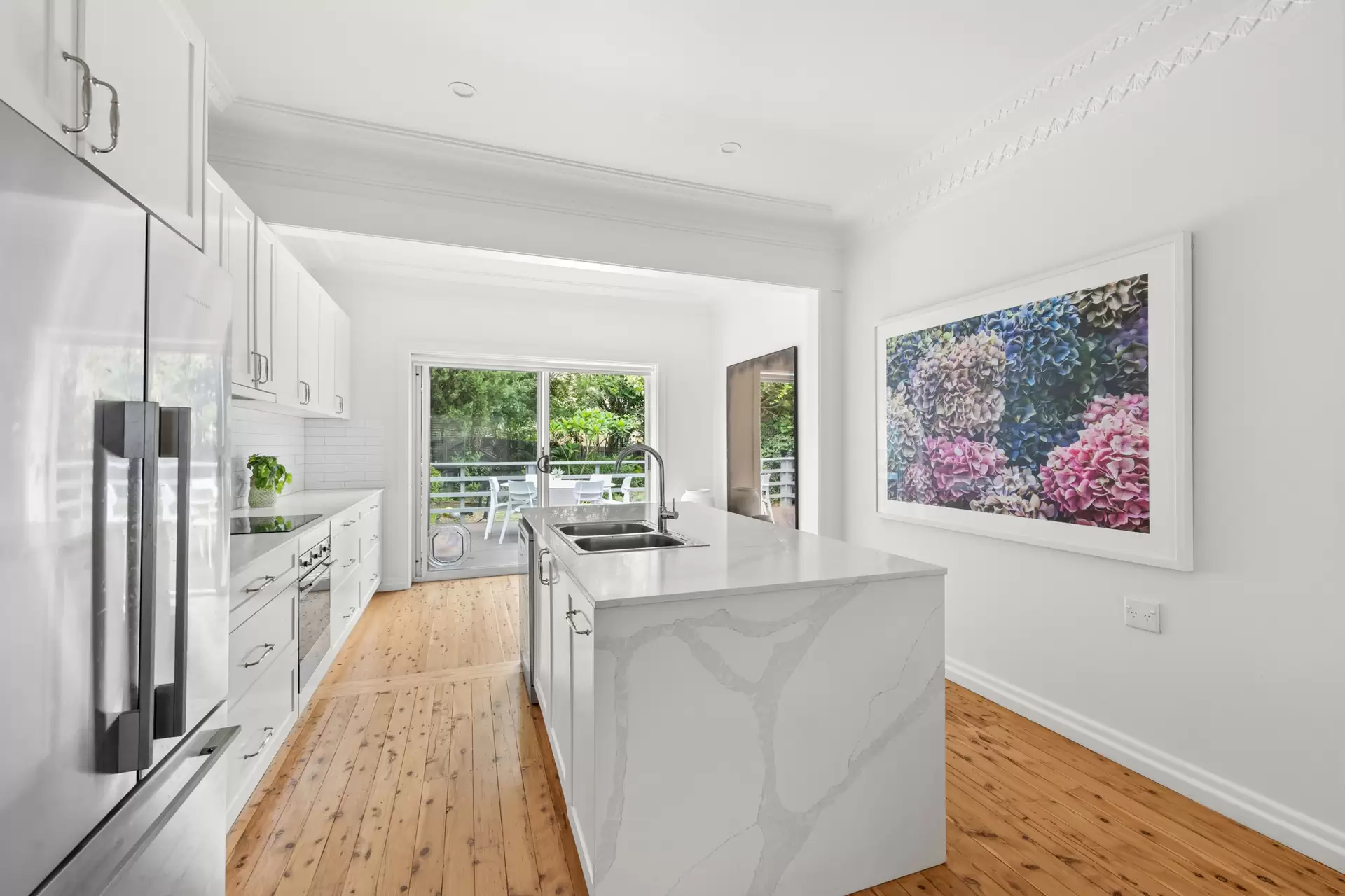 36 Cowper Street, Randwick Sold by Sydney Sotheby's International Realty - image 2