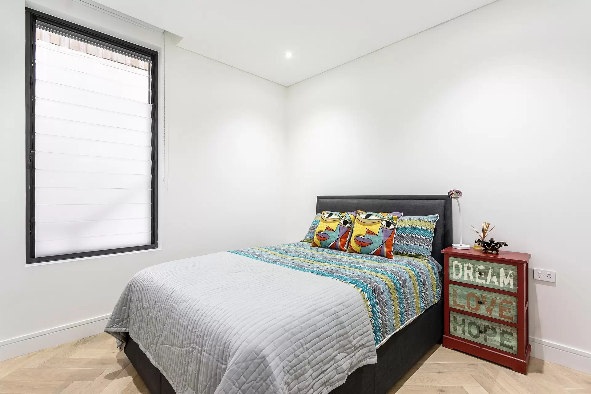 1/24 Northland Road, Bellevue Hill For Sale by Sydney Sotheby's International Realty - image 8