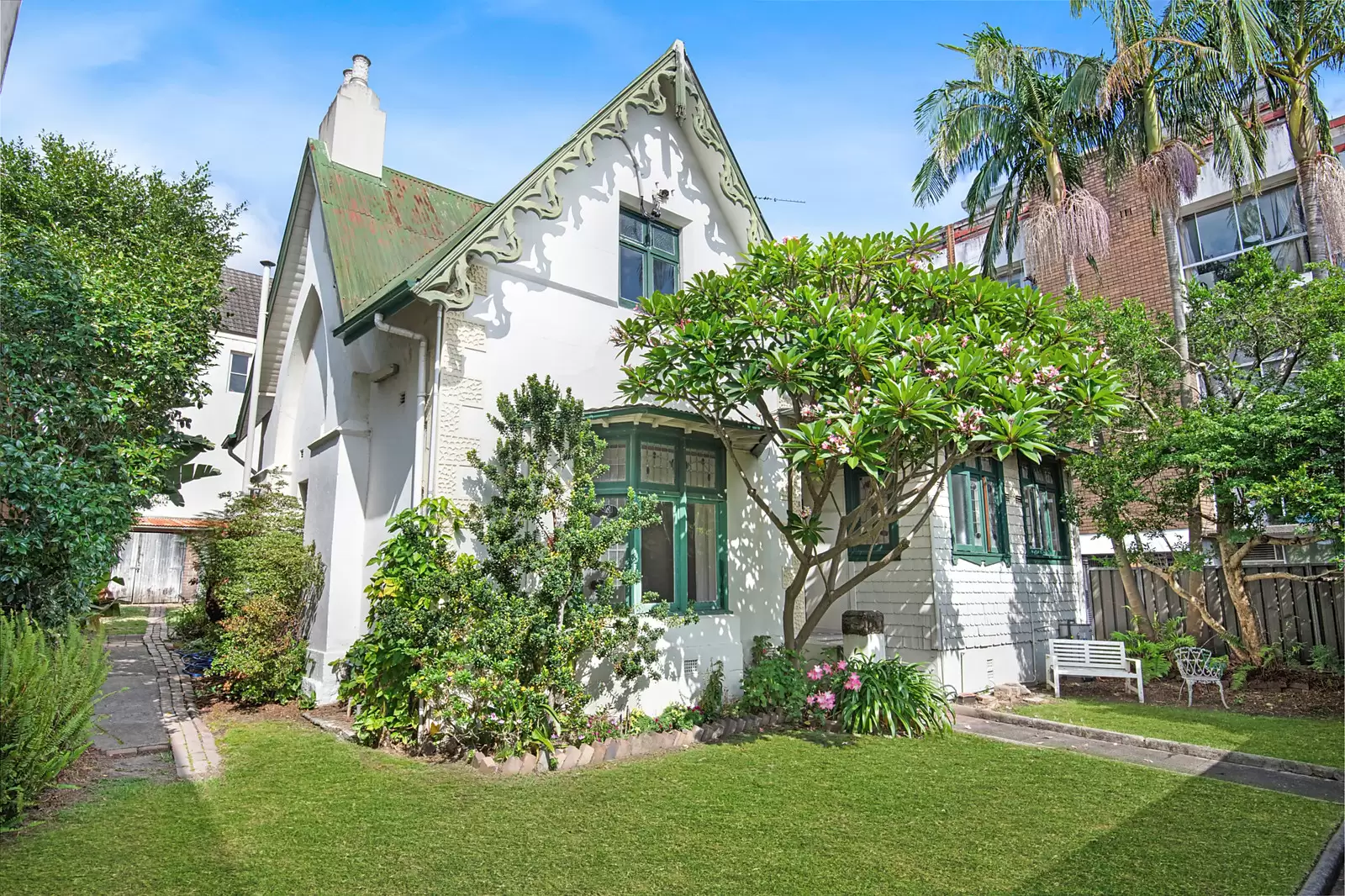 144 Glebe Point Road, Glebe Sold by Sydney Sotheby's International Realty - image 1
