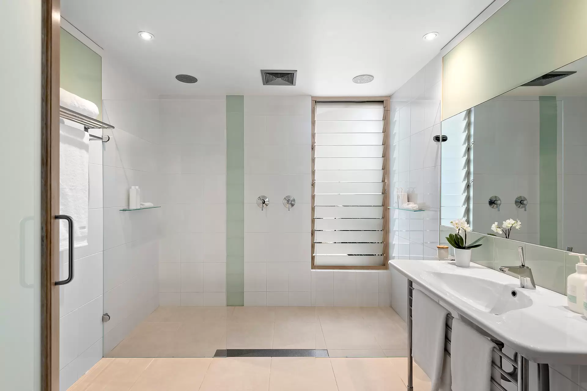 117 Seaforth Crescent, Seaforth For Sale by Sydney Sotheby's International Realty - image 17