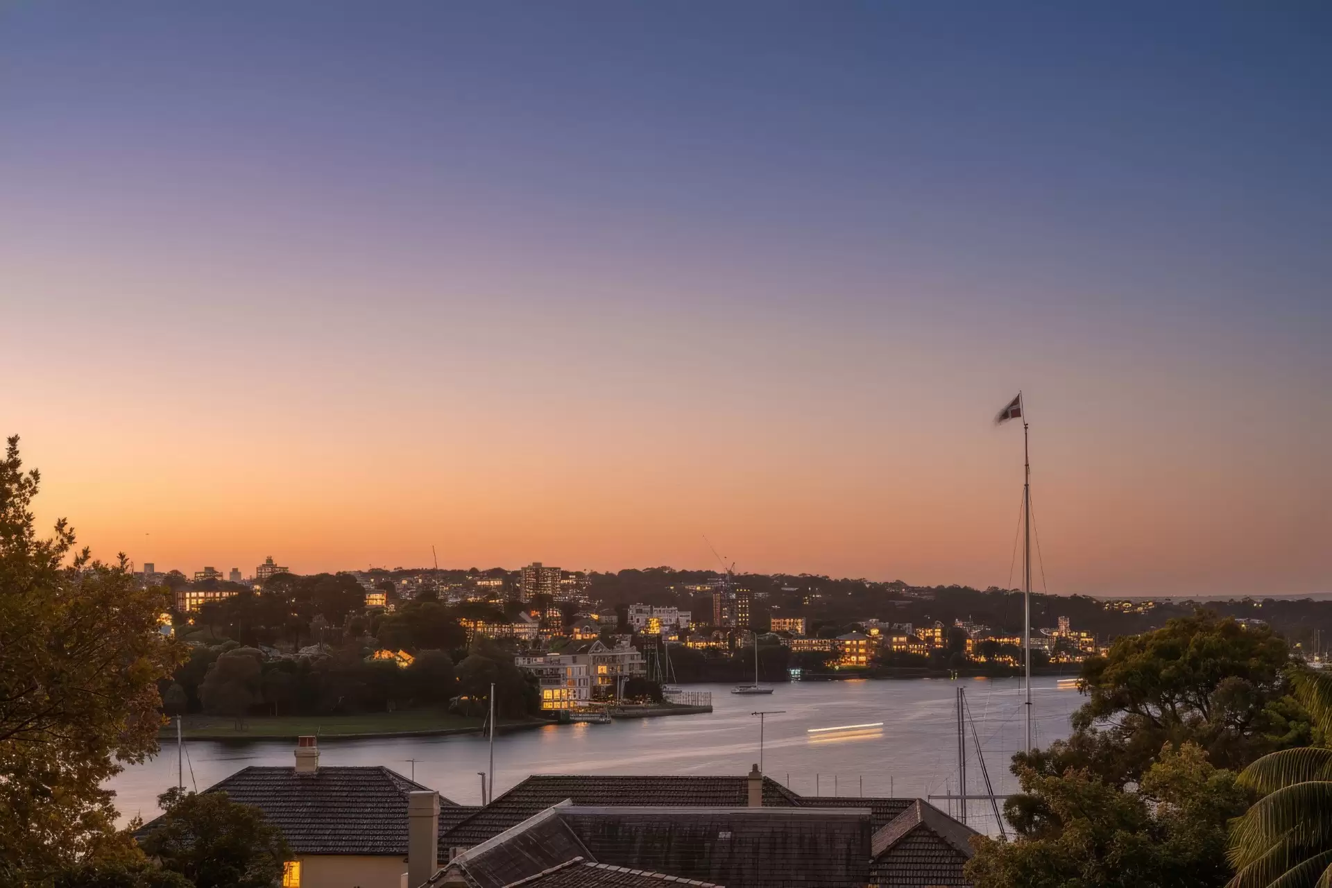 6/2 Elamang Avenue, Kirribilli Sold by Sydney Sotheby's International Realty - image 1
