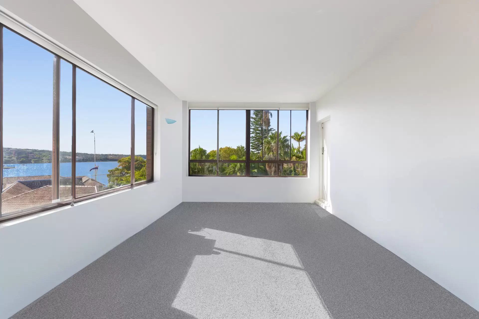 6/2 Elamang Avenue, Kirribilli Sold by Sydney Sotheby's International Realty - image 2