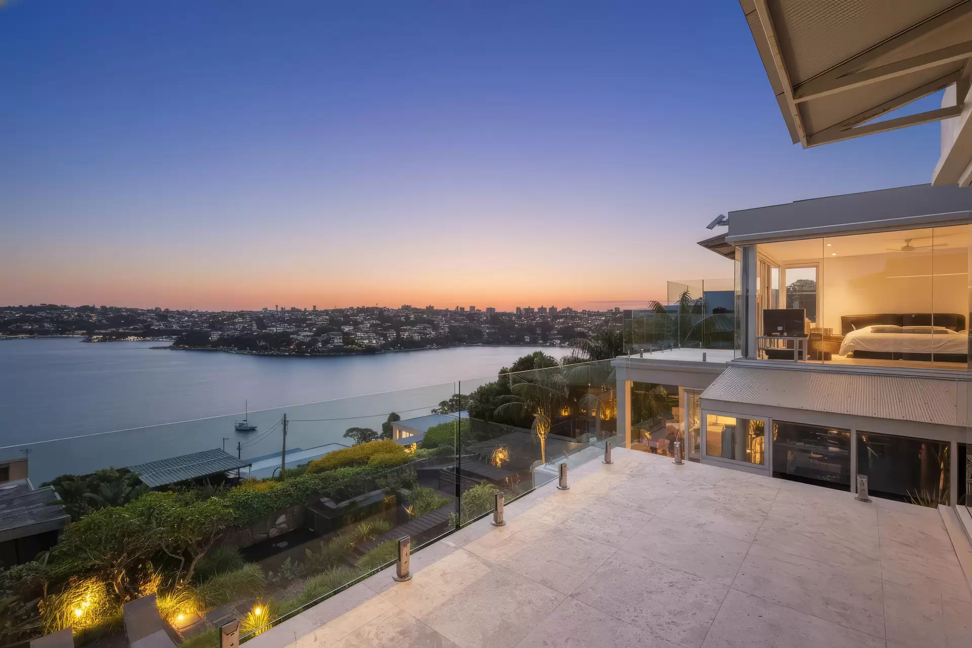 5 Moore Street, Clontarf Sold by Sydney Sotheby's International Realty - image 34