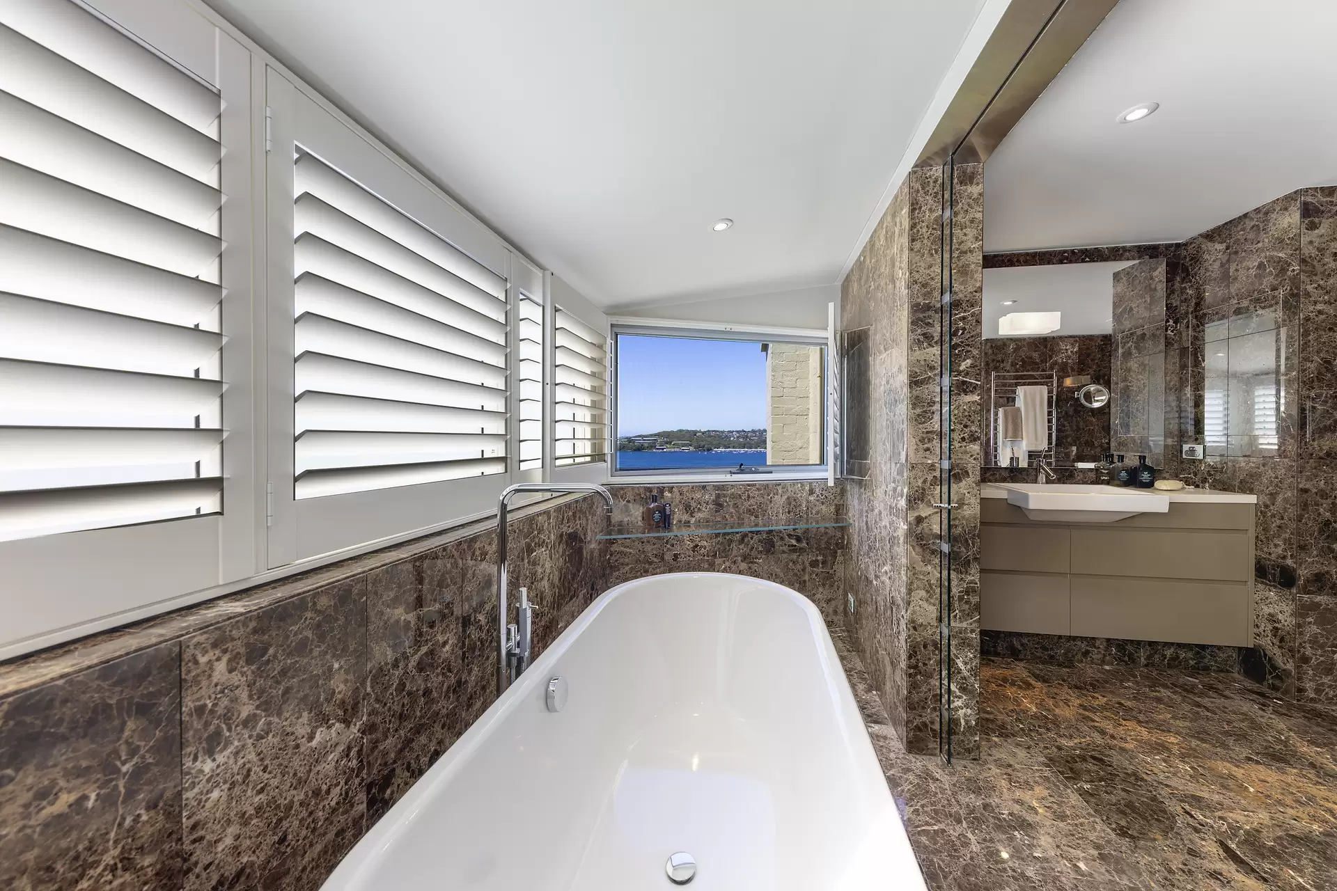 5 Moore Street, Clontarf Sold by Sydney Sotheby's International Realty - image 23