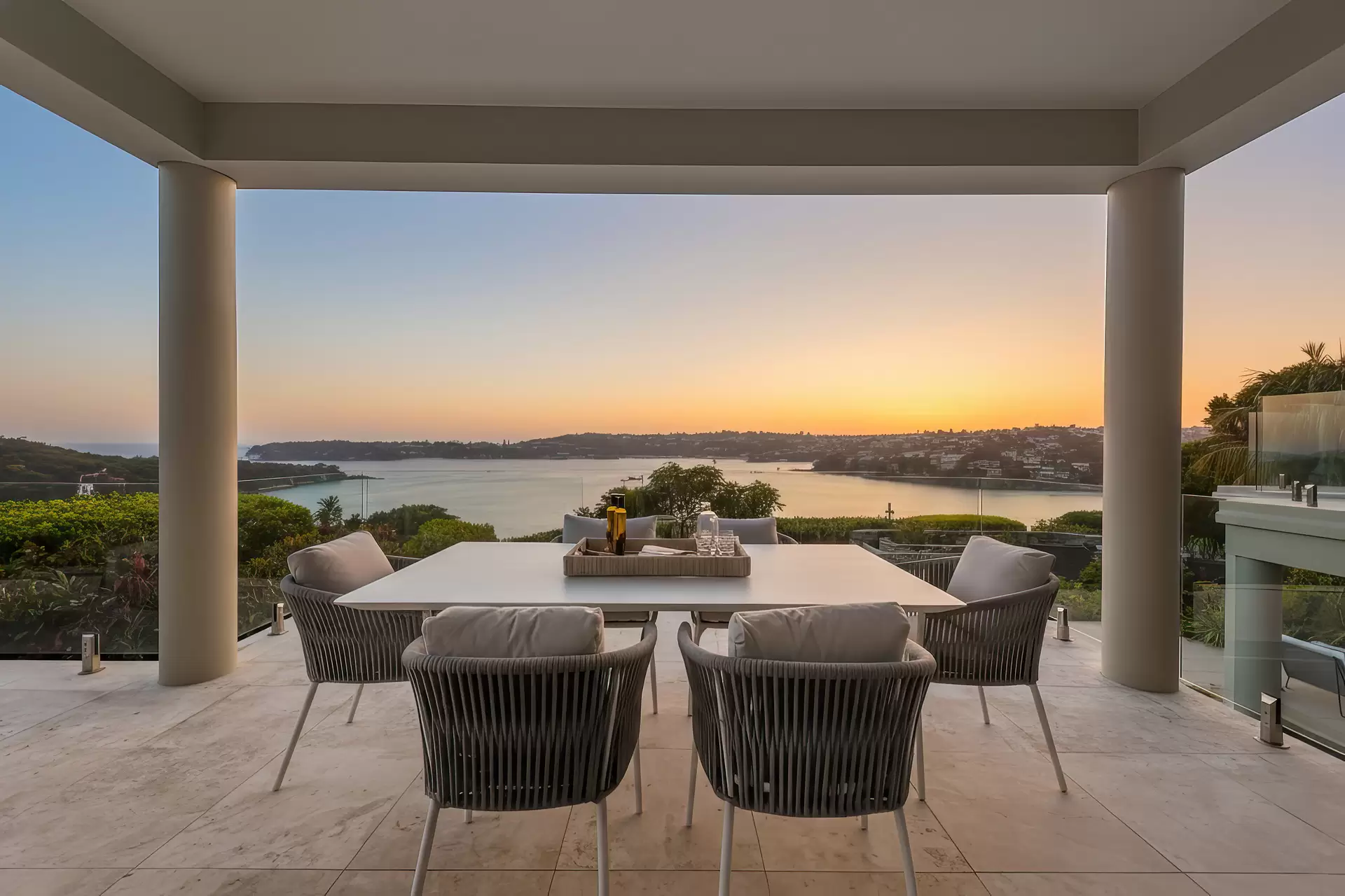 5 Moore Street, Clontarf Sold by Sydney Sotheby's International Realty - image 1