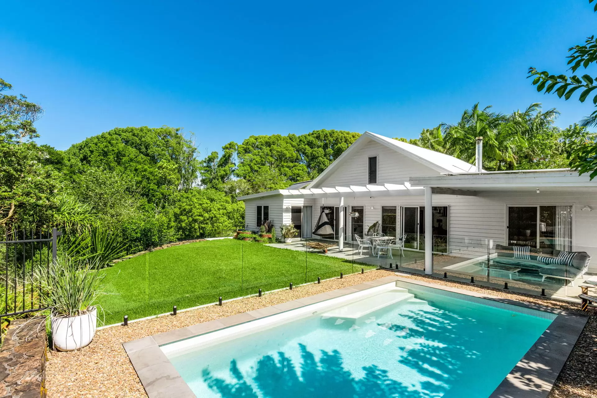 21 Green Frog Lane, Bangalow Sold by Sydney Sotheby's International Realty - image 1