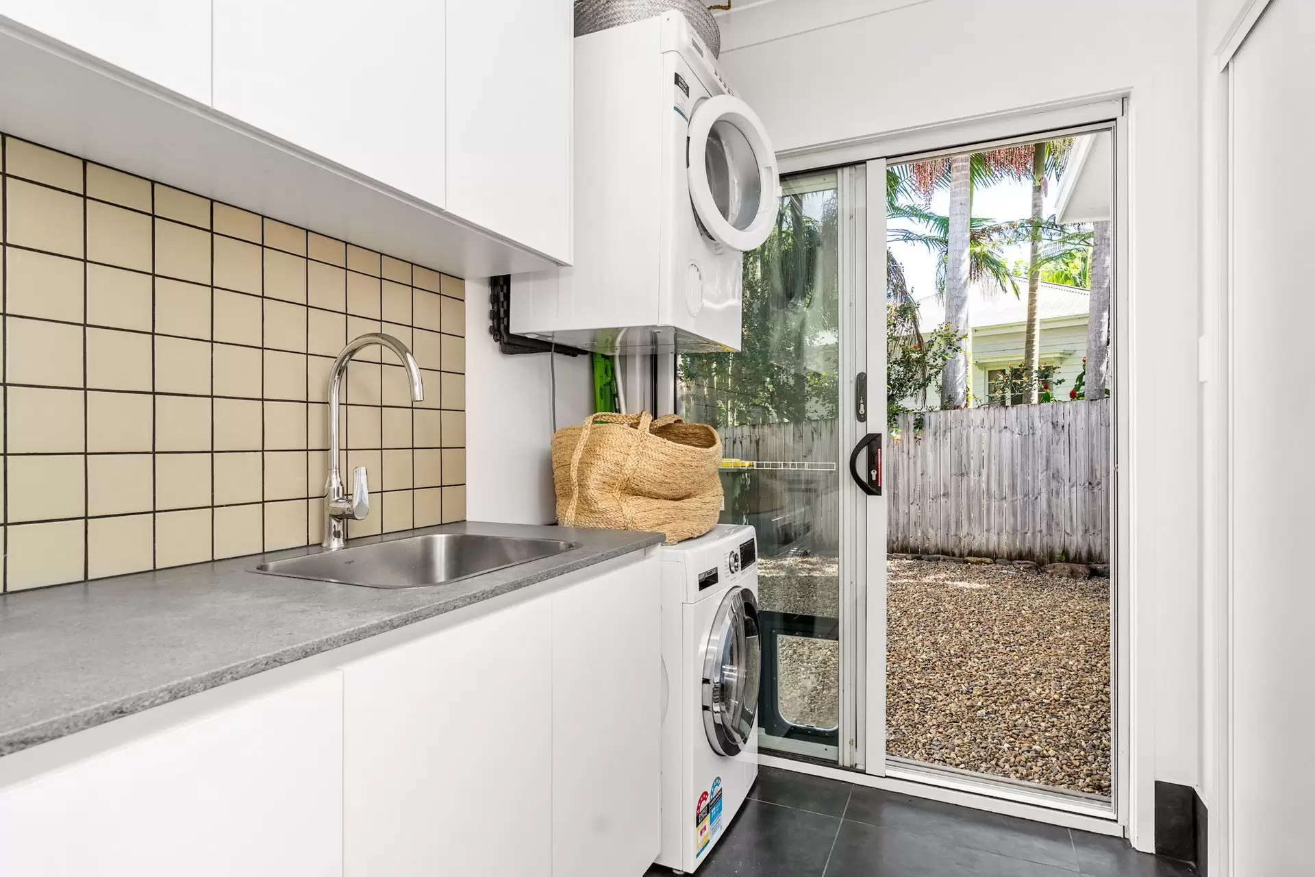 21 Green Frog Lane, Bangalow Sold by Sydney Sotheby's International Realty - image 20