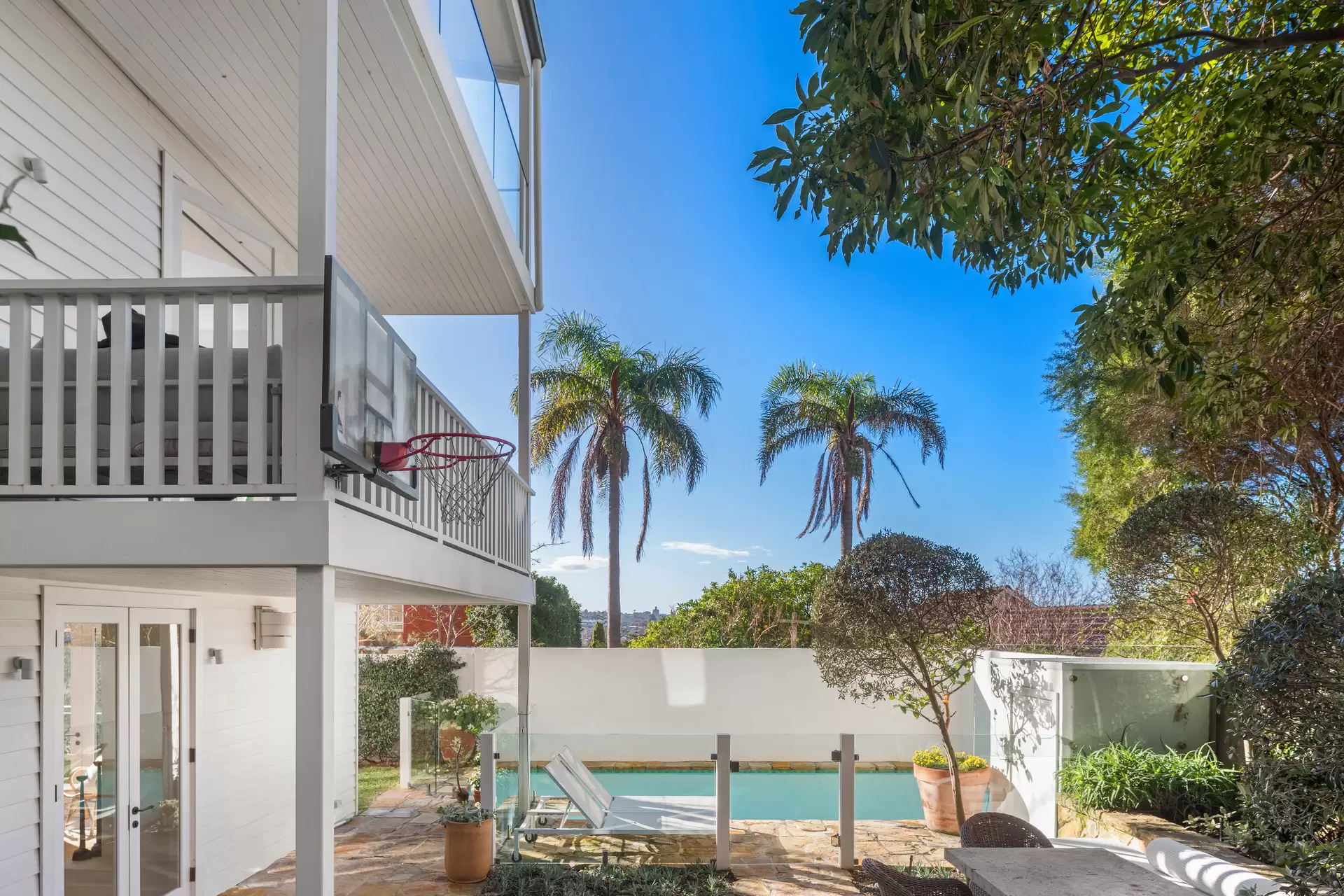 197-199 Beach Street, Coogee Auction by Sydney Sotheby's International Realty - image 7