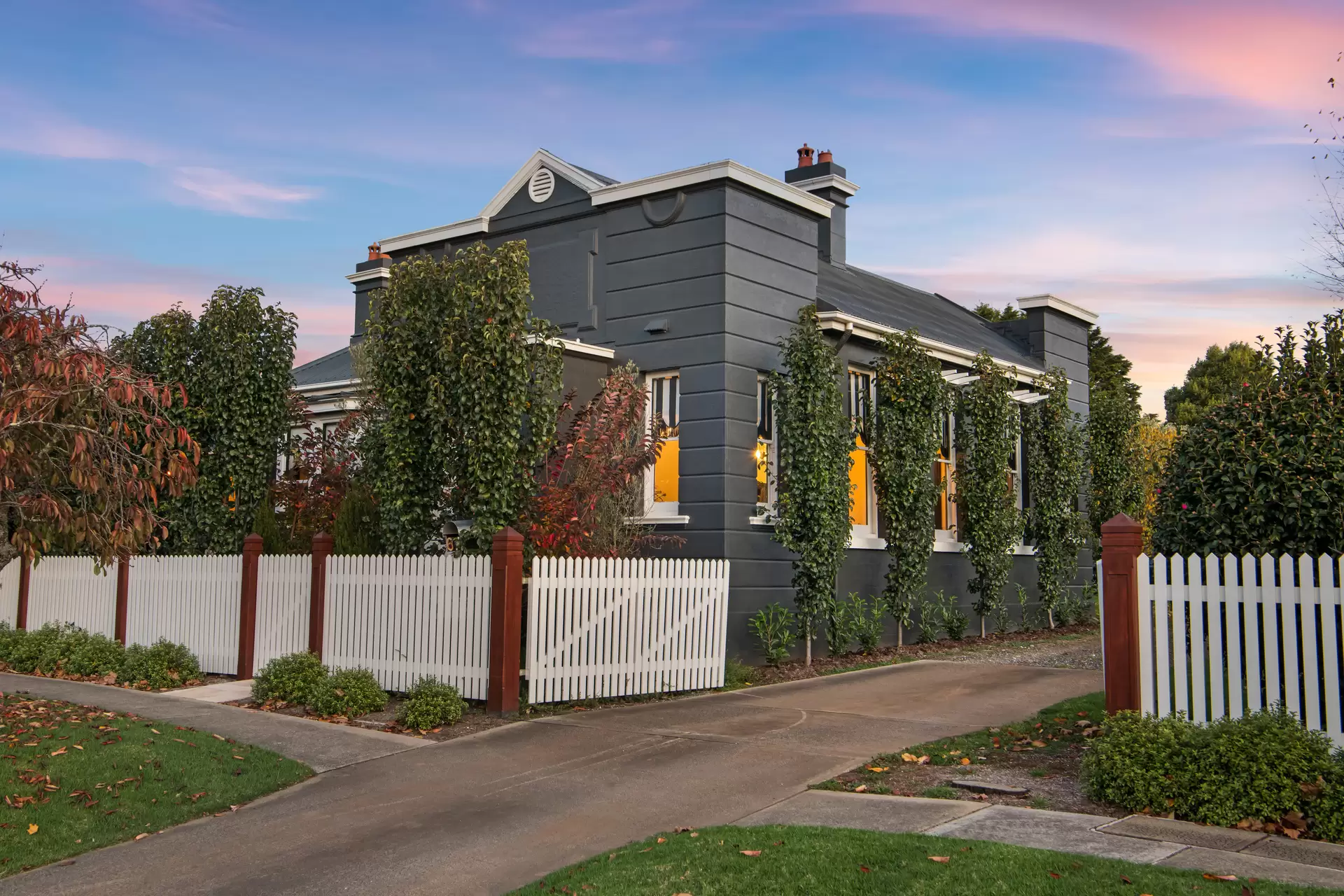67-69 Hoddle Street, Robertson For Sale by Sydney Sotheby's International Realty - image 2
