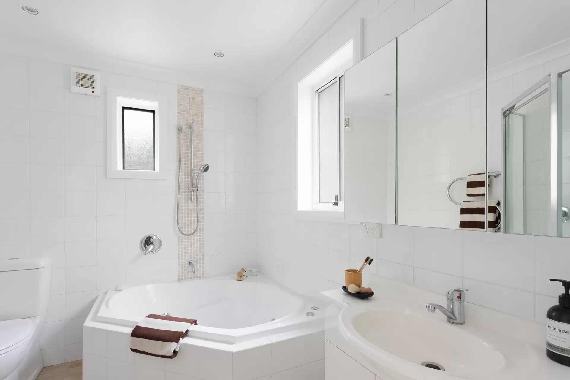 33 Campbell Avenue, Paddington Sold by Sydney Sotheby's International Realty - image 1