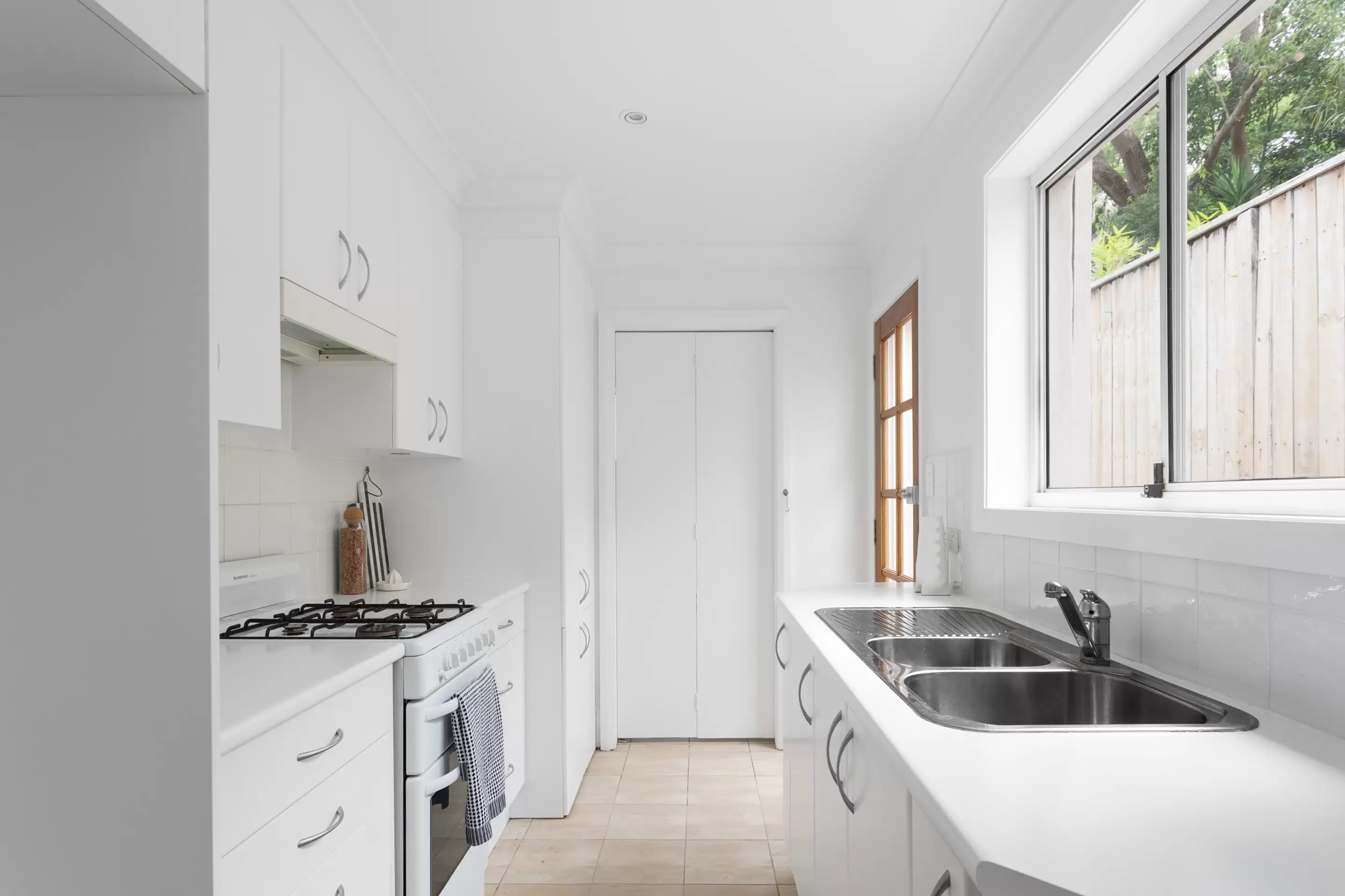 33 Campbell Avenue, Paddington Sold by Sydney Sotheby's International Realty - image 5