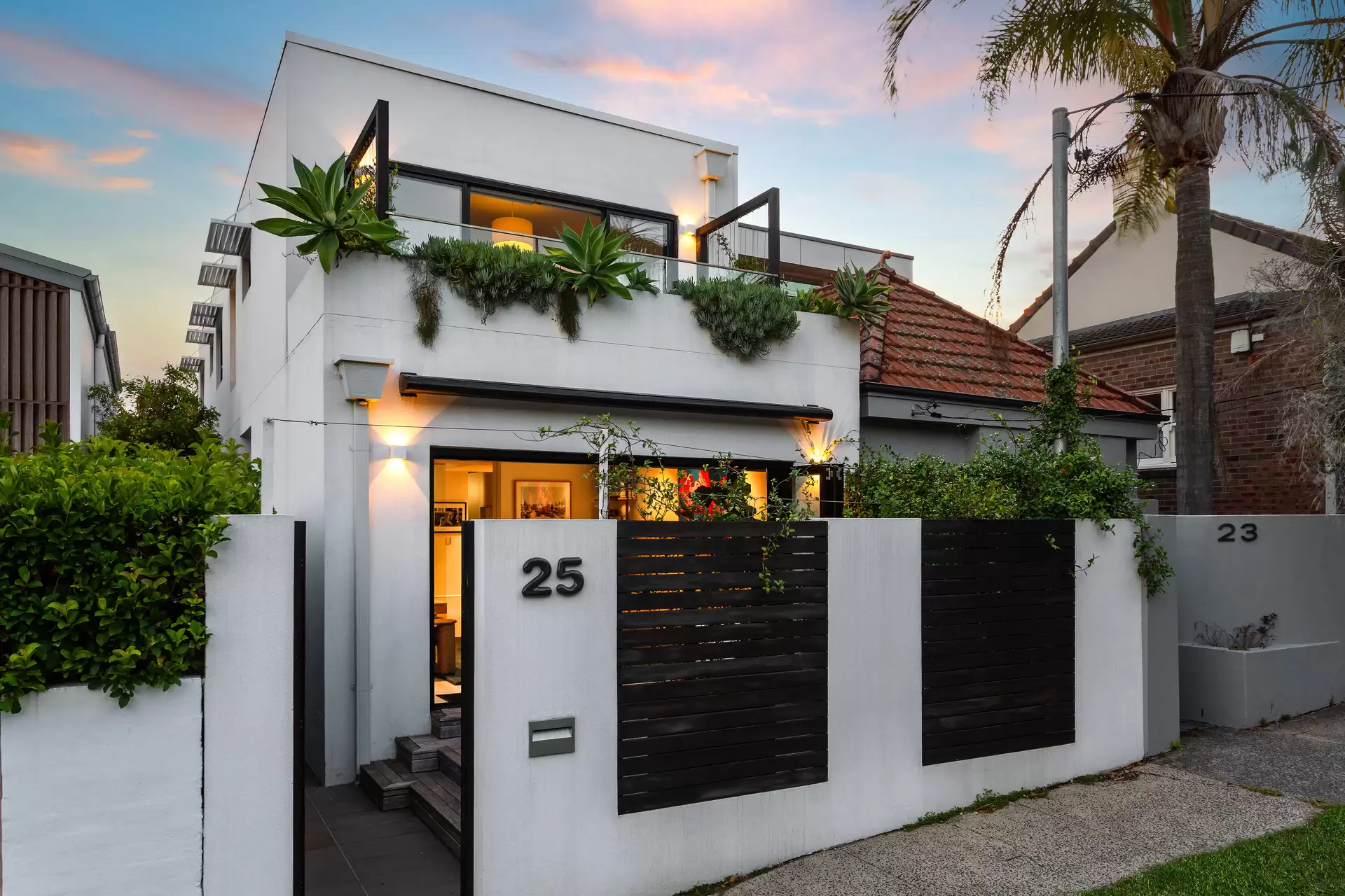 25 Read Street, Bronte Sold by Sydney Sotheby's International Realty - image 2