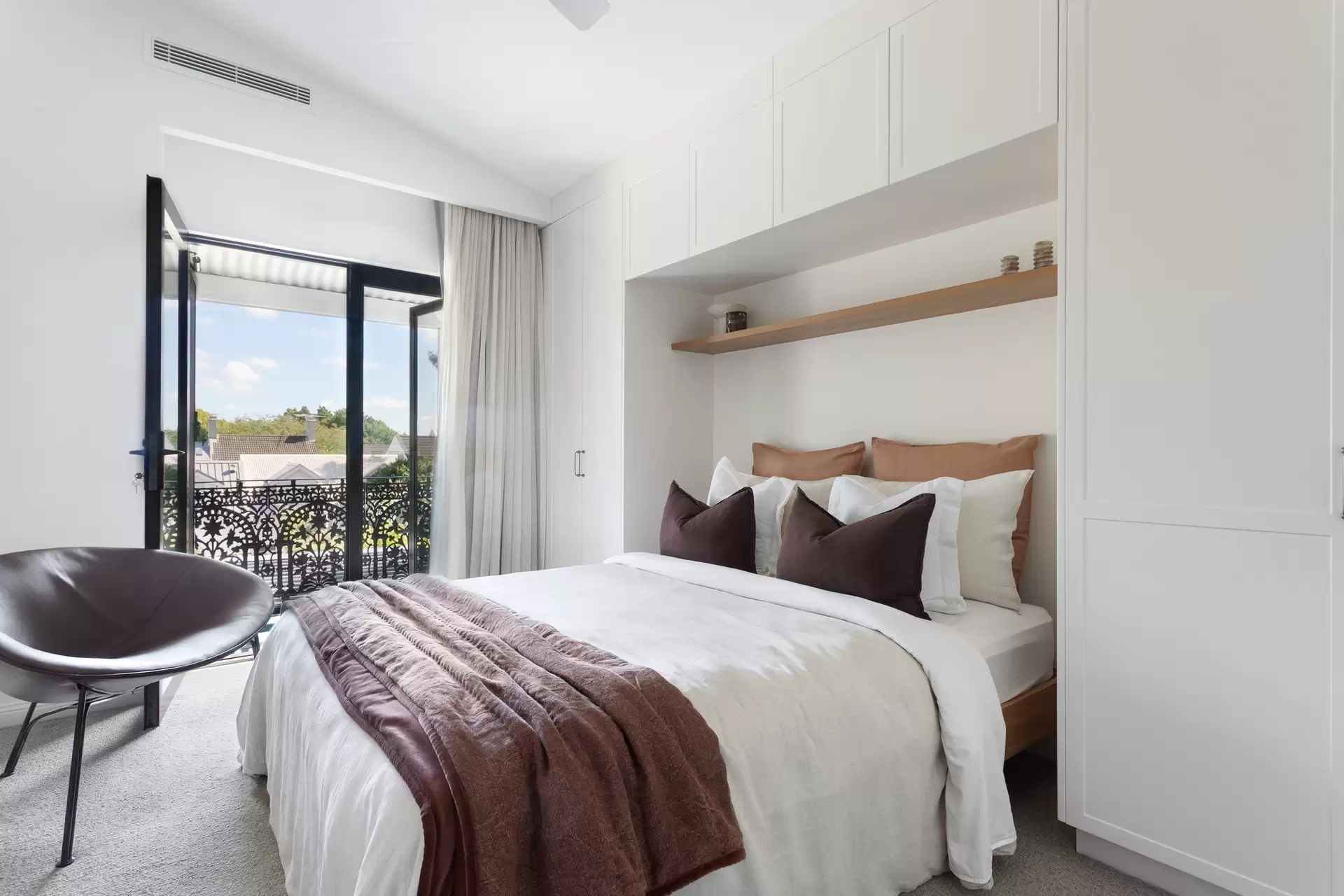 40 Wallis Street, Woollahra Sold by Sydney Sotheby's International Realty - image 1