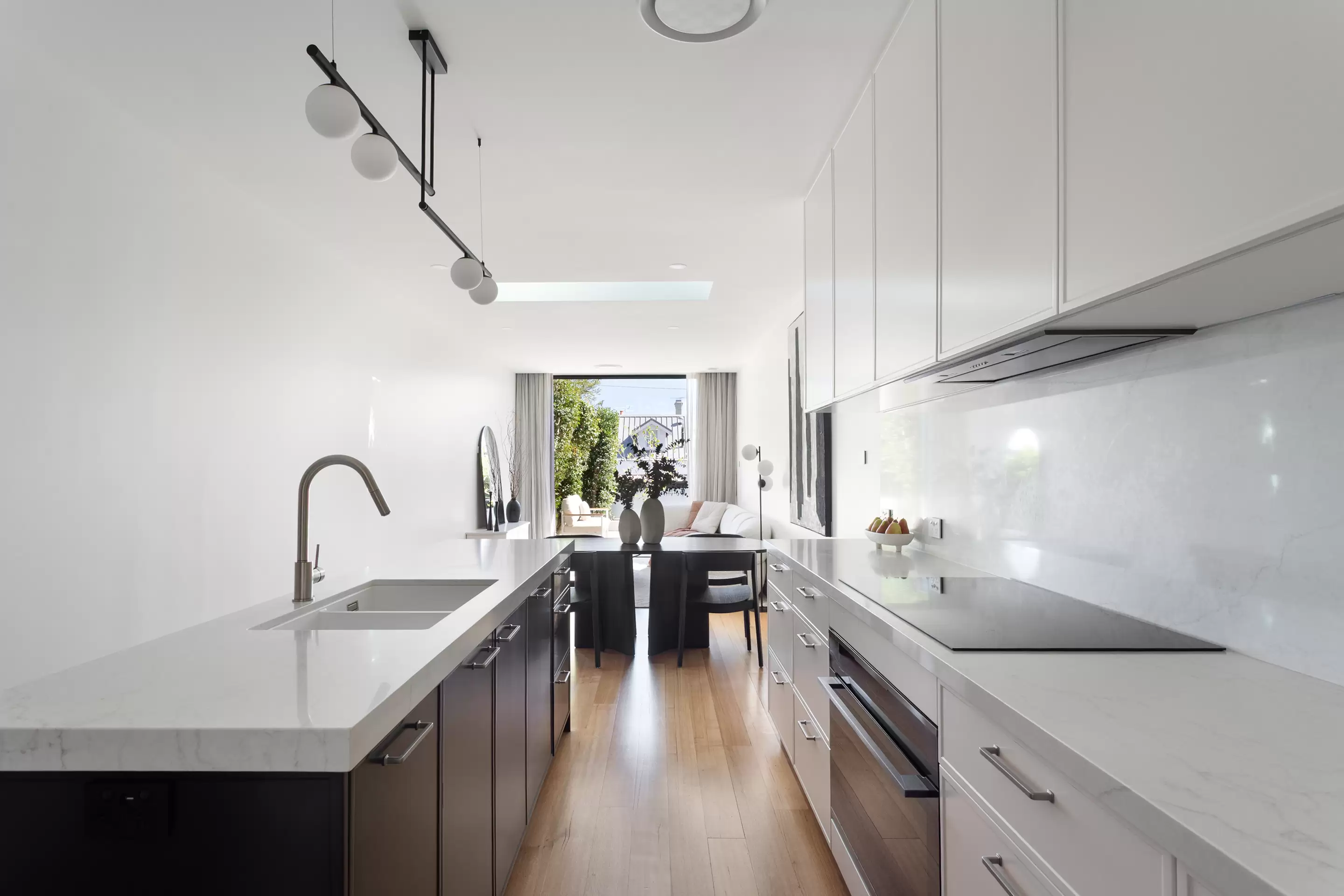 40 Wallis Street, Woollahra Sold by Sydney Sotheby's International Realty - image 4