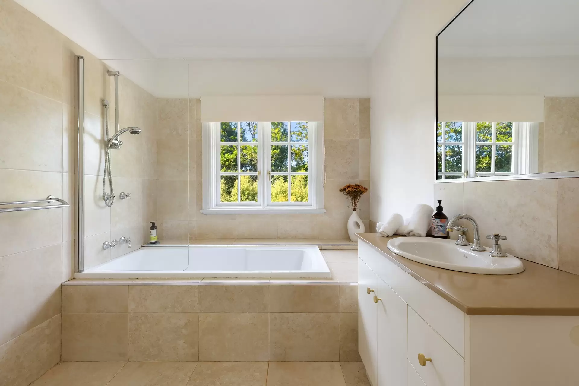 10 Byron Creek Road, Coopers Shoot Sold by Sydney Sotheby's International Realty - image 14