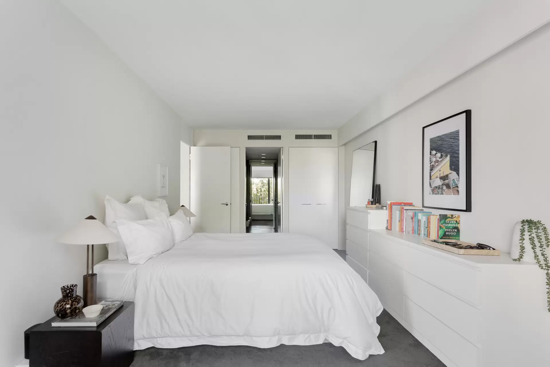 617/50 Macleay Street, Potts Point Sold by Sydney Sotheby's International Realty - image 1