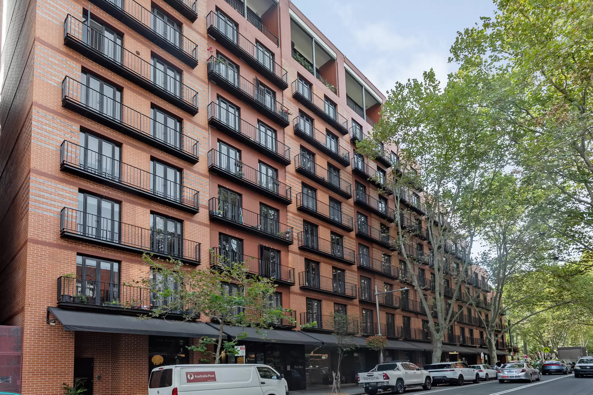 617/50 Macleay Street, Potts Point Sold by Sydney Sotheby's International Realty - image 1