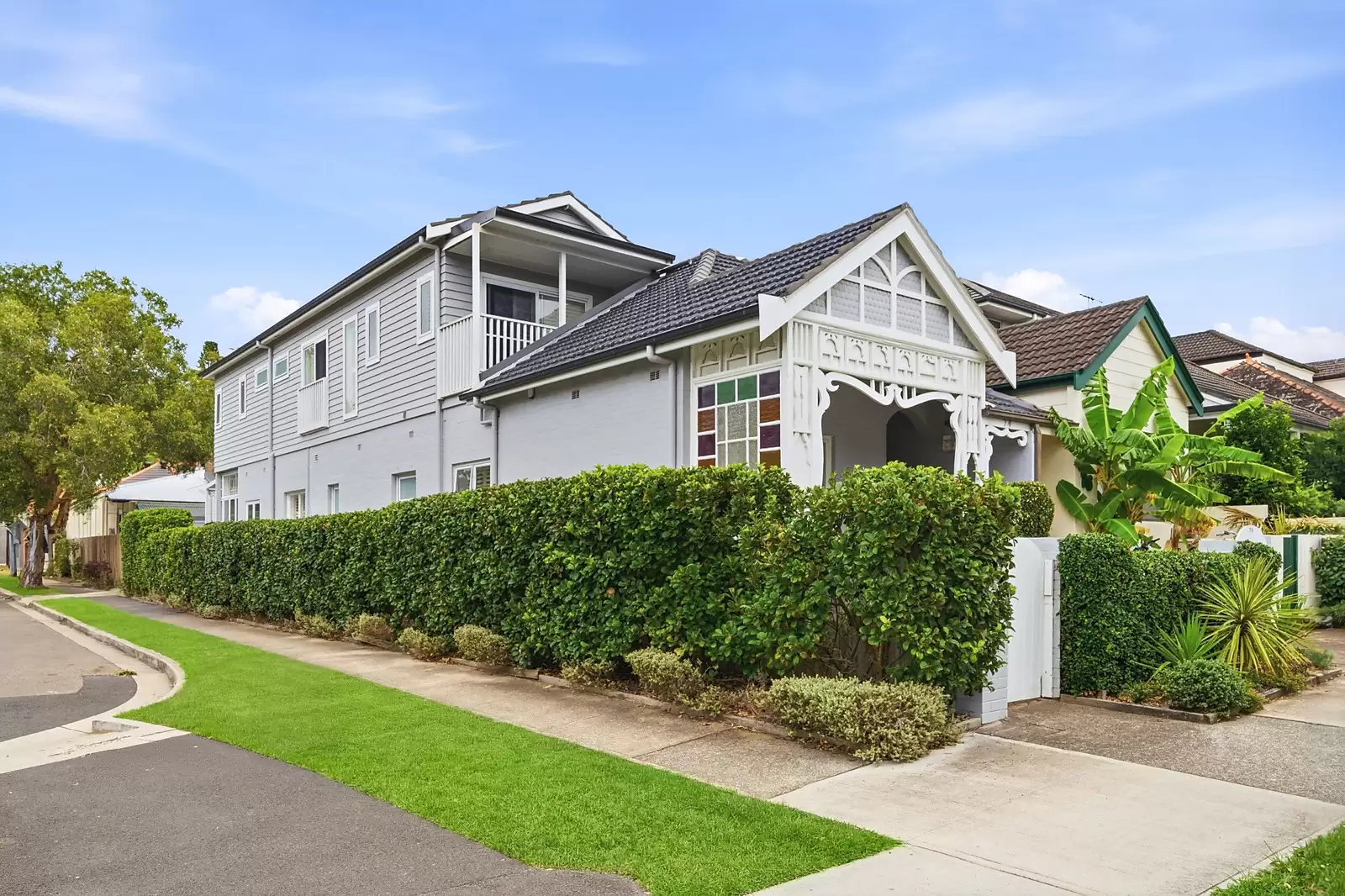 74 Lamrock Avenue, Bondi Beach Sold by Sydney Sotheby's International Realty - image 1