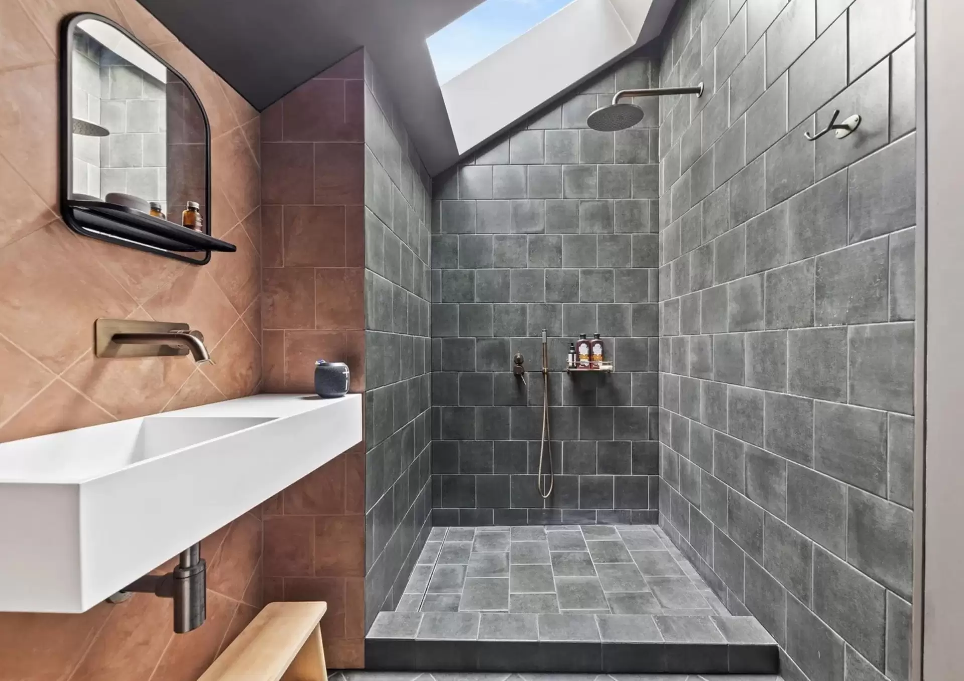 64 Lenthall Street, Kensington Sold by Sydney Sotheby's International Realty - image 1