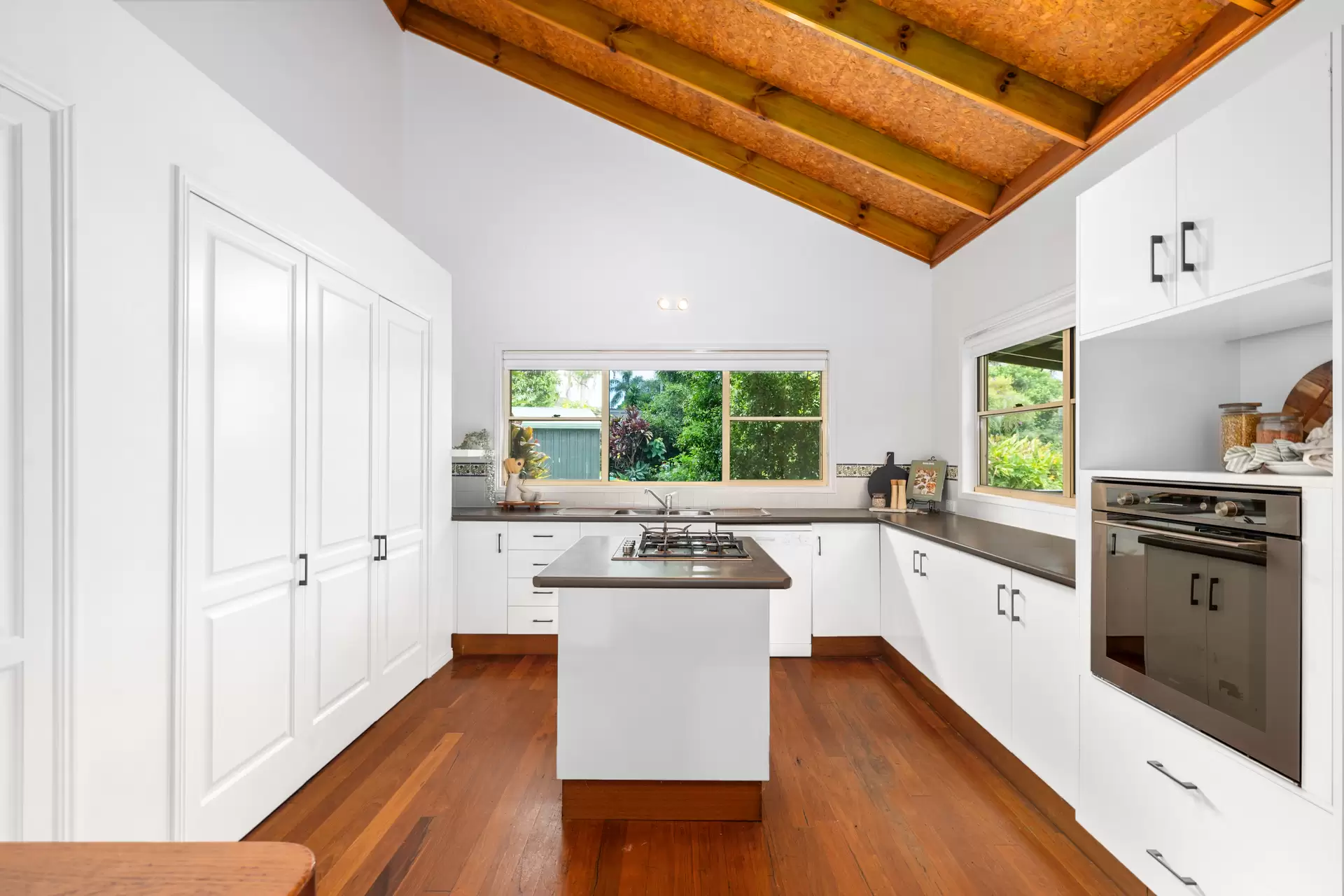 17 Avocado Crescent, Ewingsdale Sold by Sydney Sotheby's International Realty - image 8
