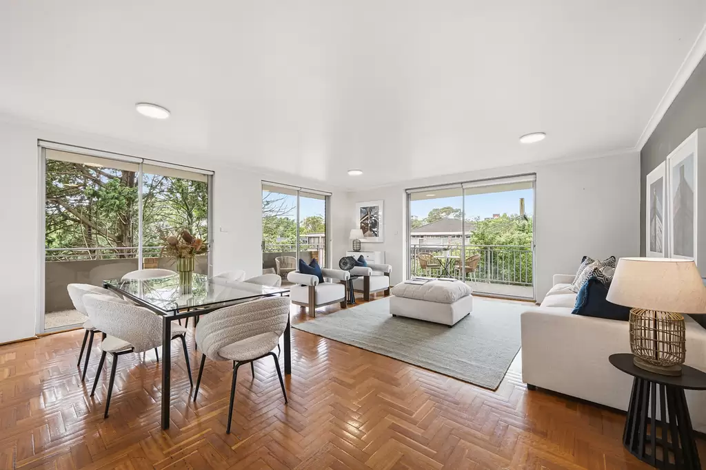 4/136 Old South Head Road, Bellevue Hill Sold by Sydney Sotheby's International Realty
