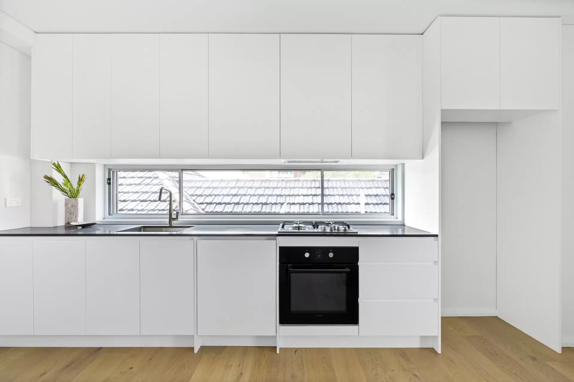 6/73 Gale Road, Maroubra Sold by Sydney Sotheby's International Realty - image 2