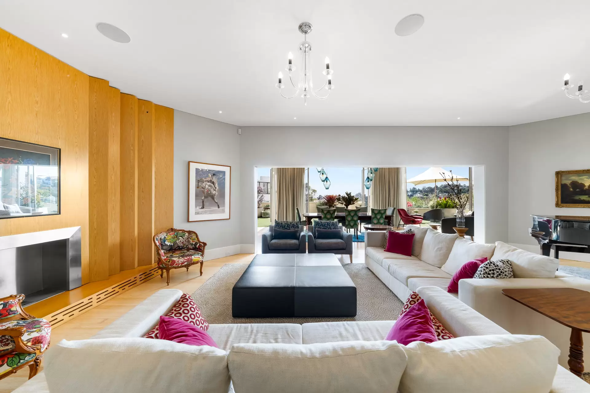 335B Edgecliff Road, Woollahra For Sale by Sydney Sotheby's International Realty - image 2