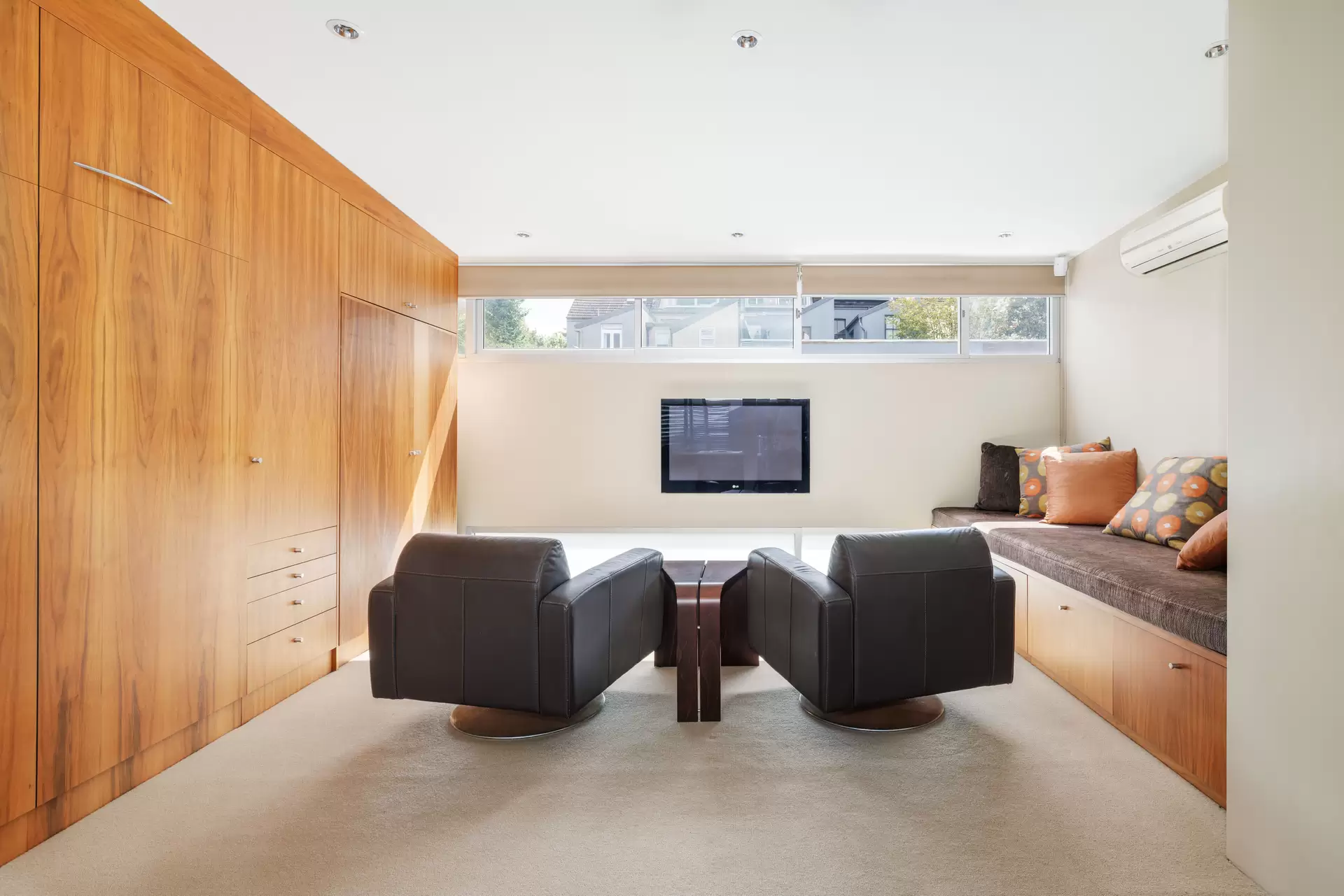 260 Moore Park Road, Paddington Sold by Sydney Sotheby's International Realty - image 1