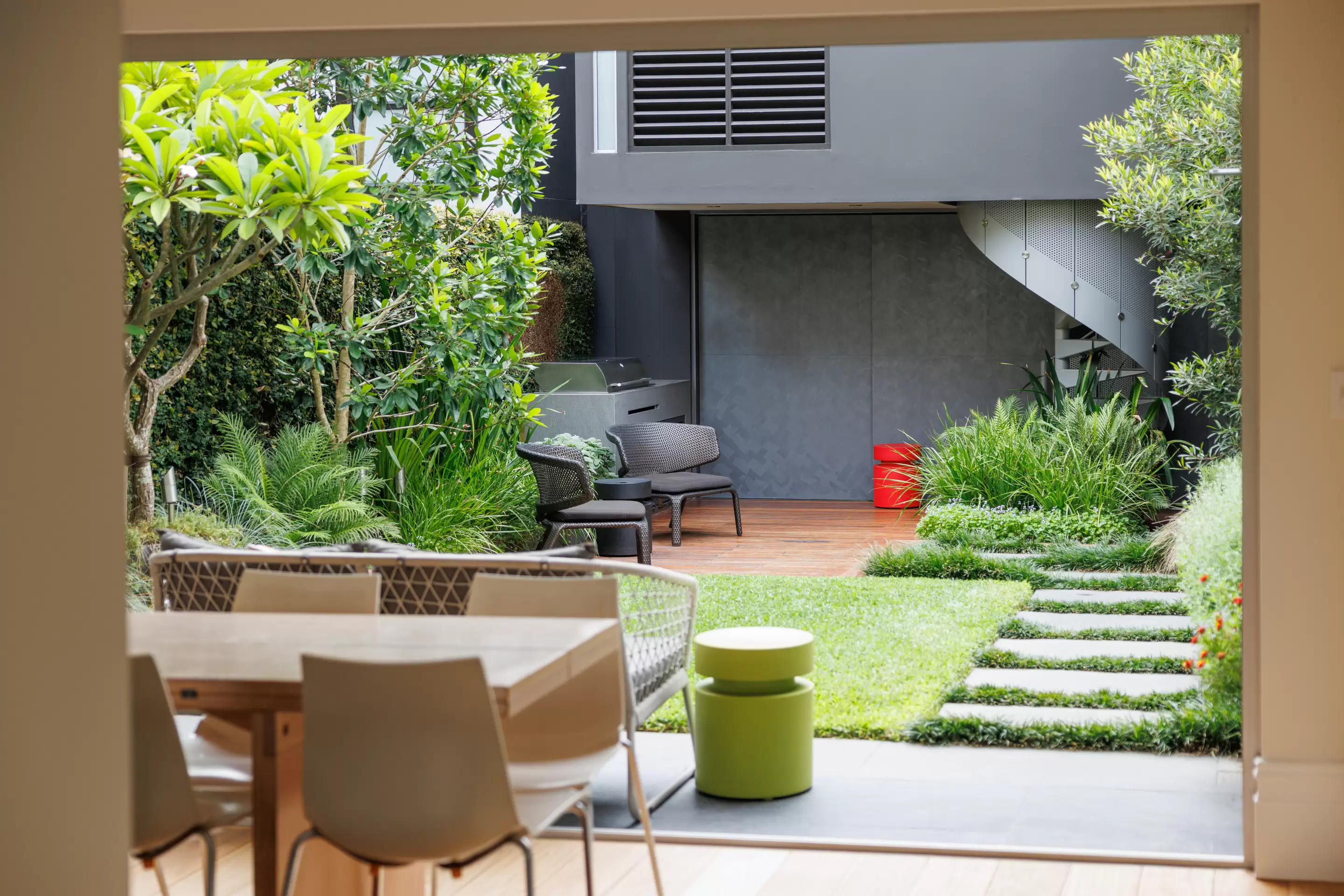 260 Moore Park Road, Paddington Sold by Sydney Sotheby's International Realty - image 10