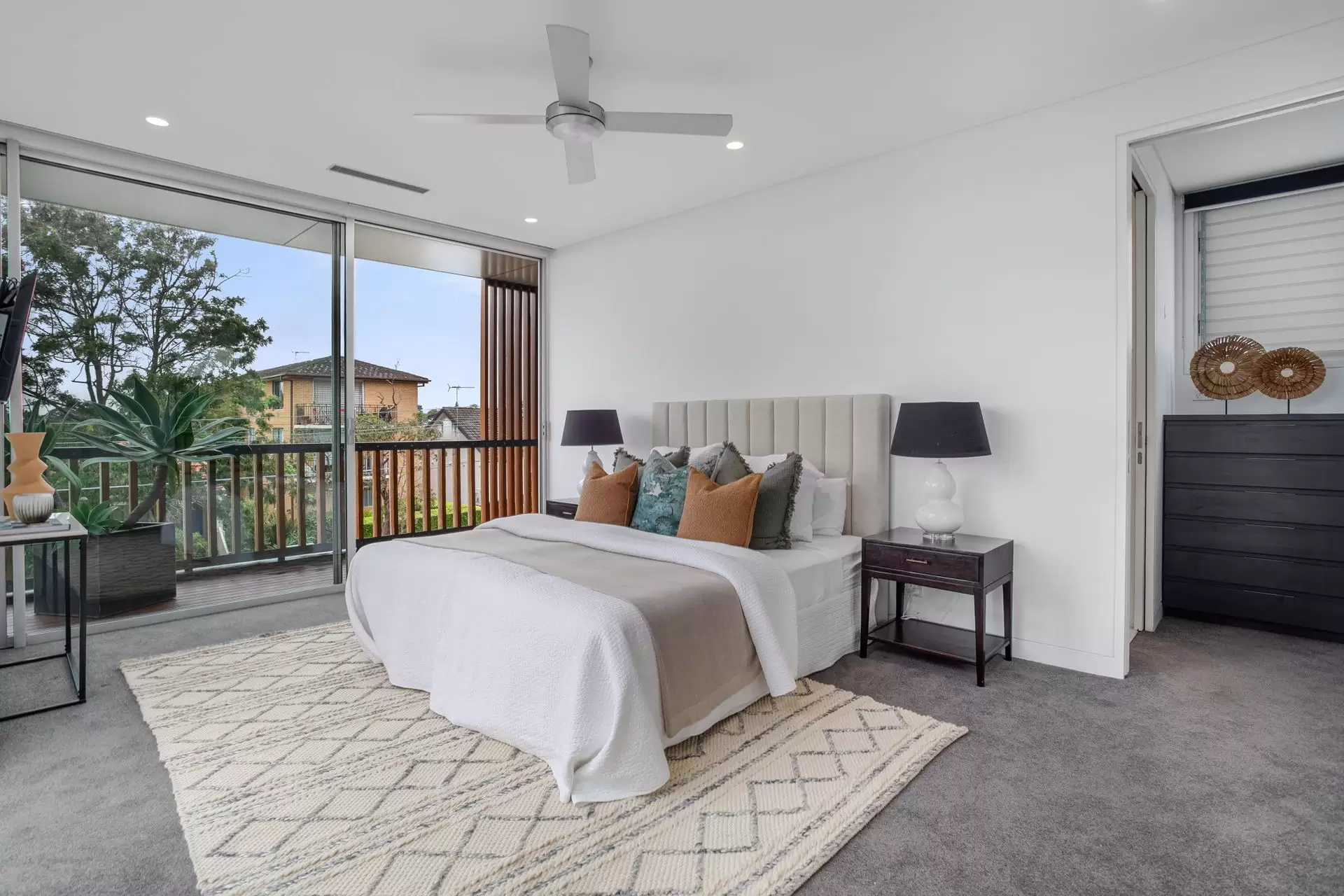12 Belgrave Street, Bronte Sold by Sydney Sotheby's International Realty - image 8