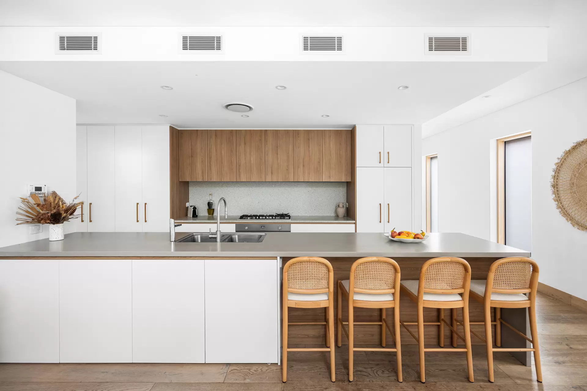 16 Arcadia Street, Coogee Sold by Sydney Sotheby's International Realty - image 3
