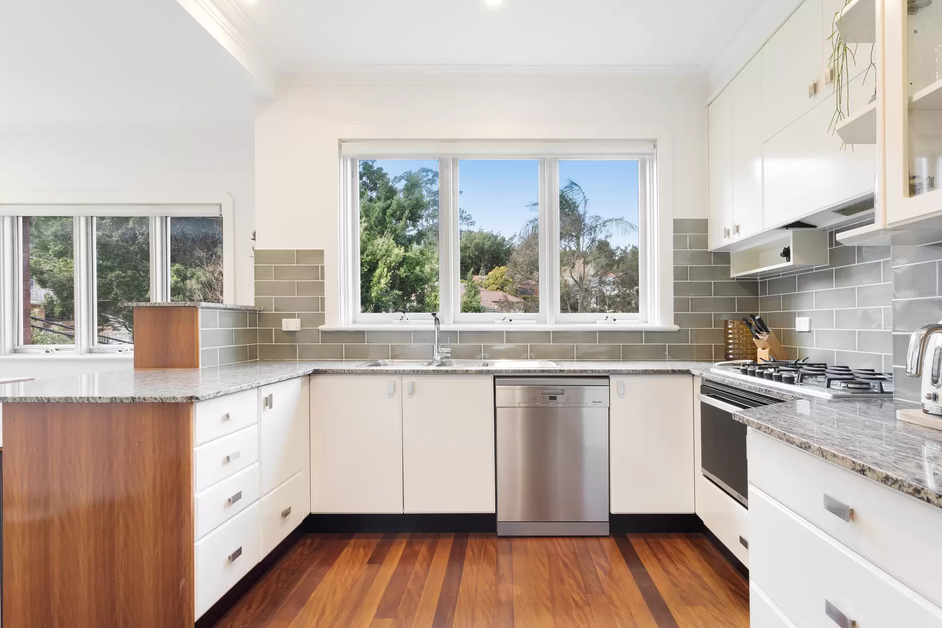 1 Pauling Avenue, Coogee Sold by Sydney Sotheby's International Realty - image 8
