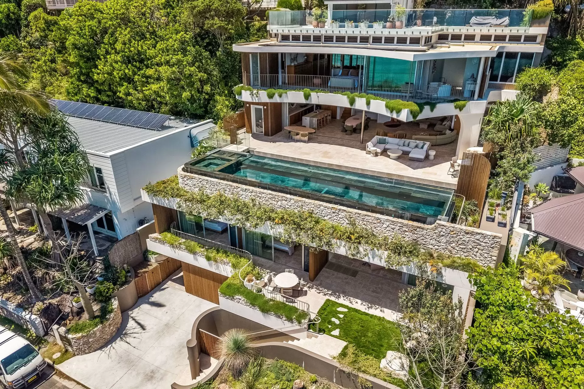 27 Marine Parade, Byron Bay For Sale by Sydney Sotheby's International Realty - image 6