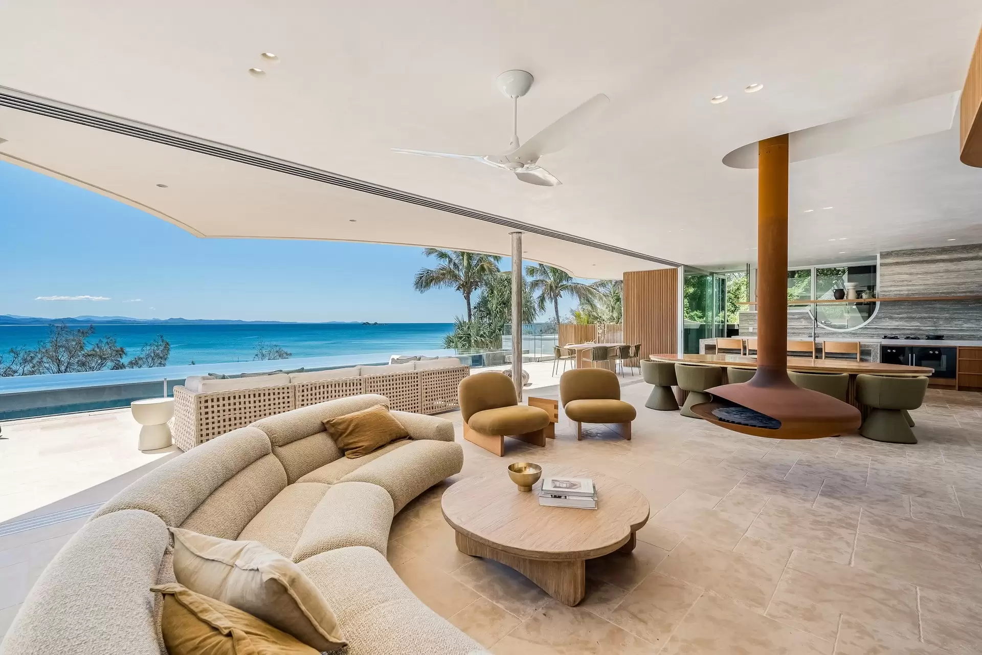 27 Marine Parade, Byron Bay For Sale by Sydney Sotheby's International Realty - image 4