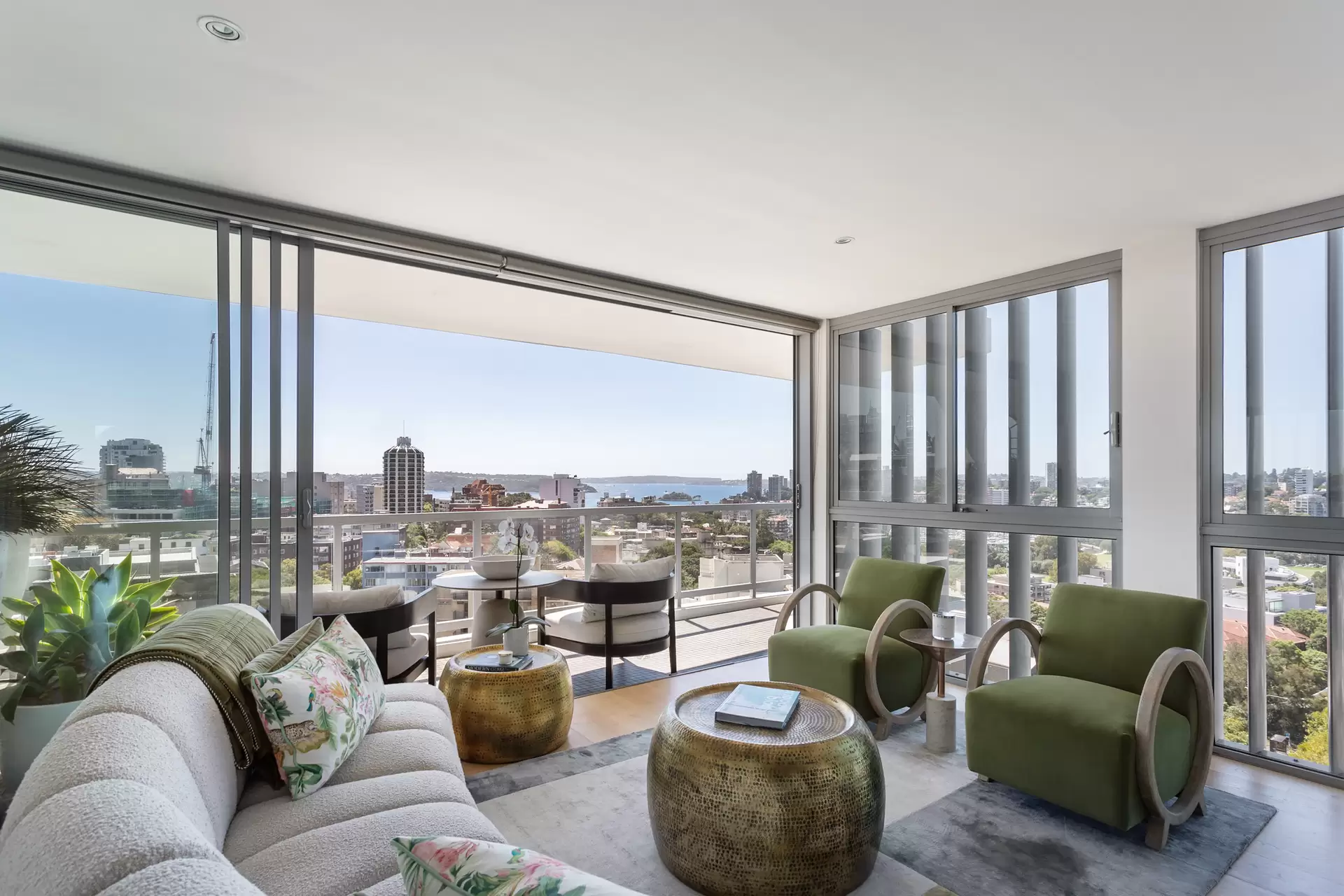 1209/3 Kings Cross Road, Darlinghurst Sold by Sydney Sotheby's International Realty - image 1